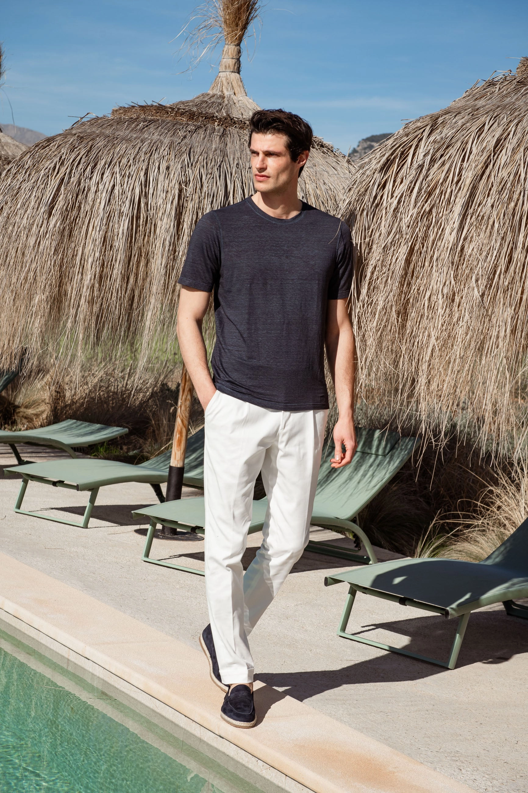 Blue linen t-shirt - Made in Italy Stain Release Coating