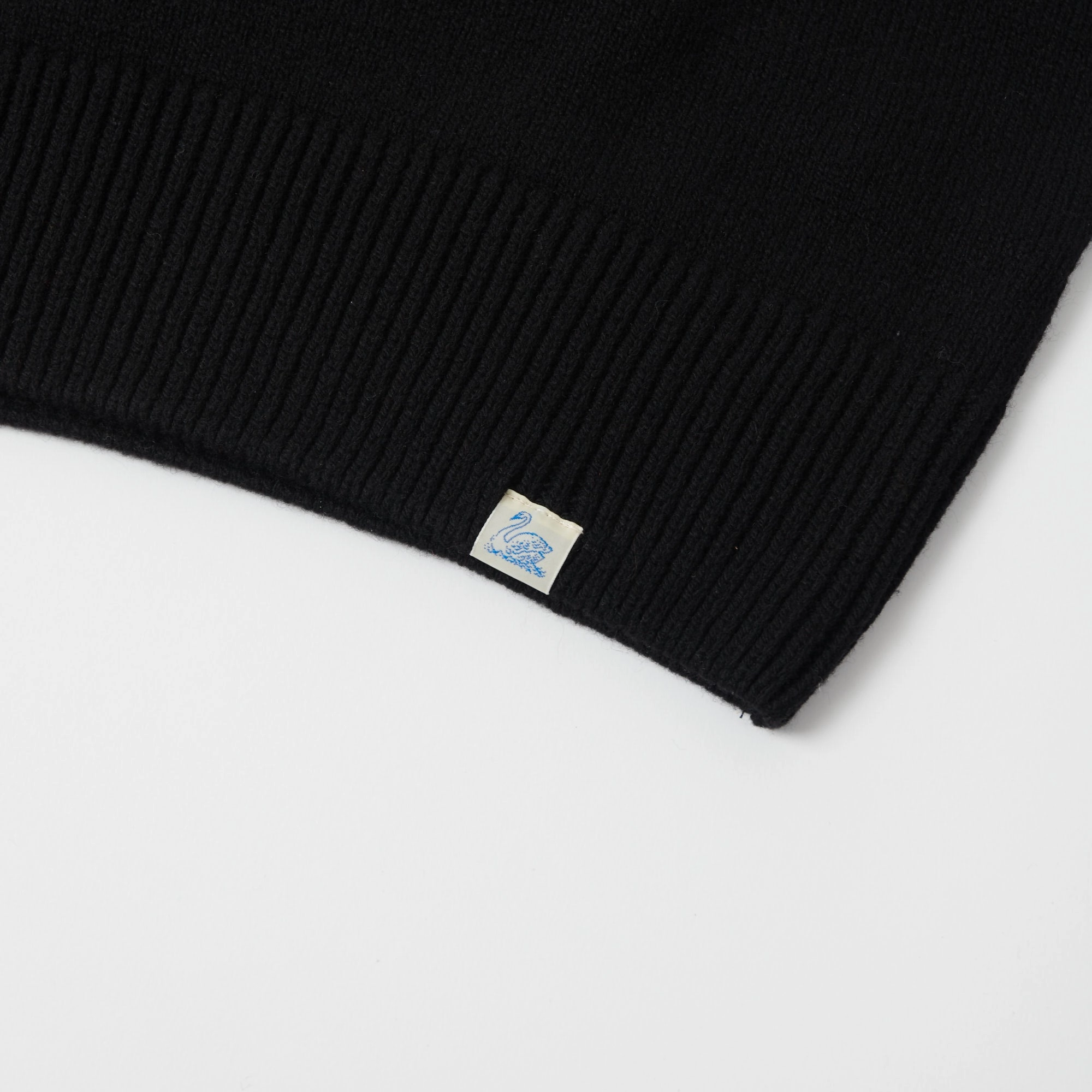 Reinforced Hem Street Comfort Merz b. Schwanen 'Good Basics' Recycled Cashmere Pullover - Deep Black