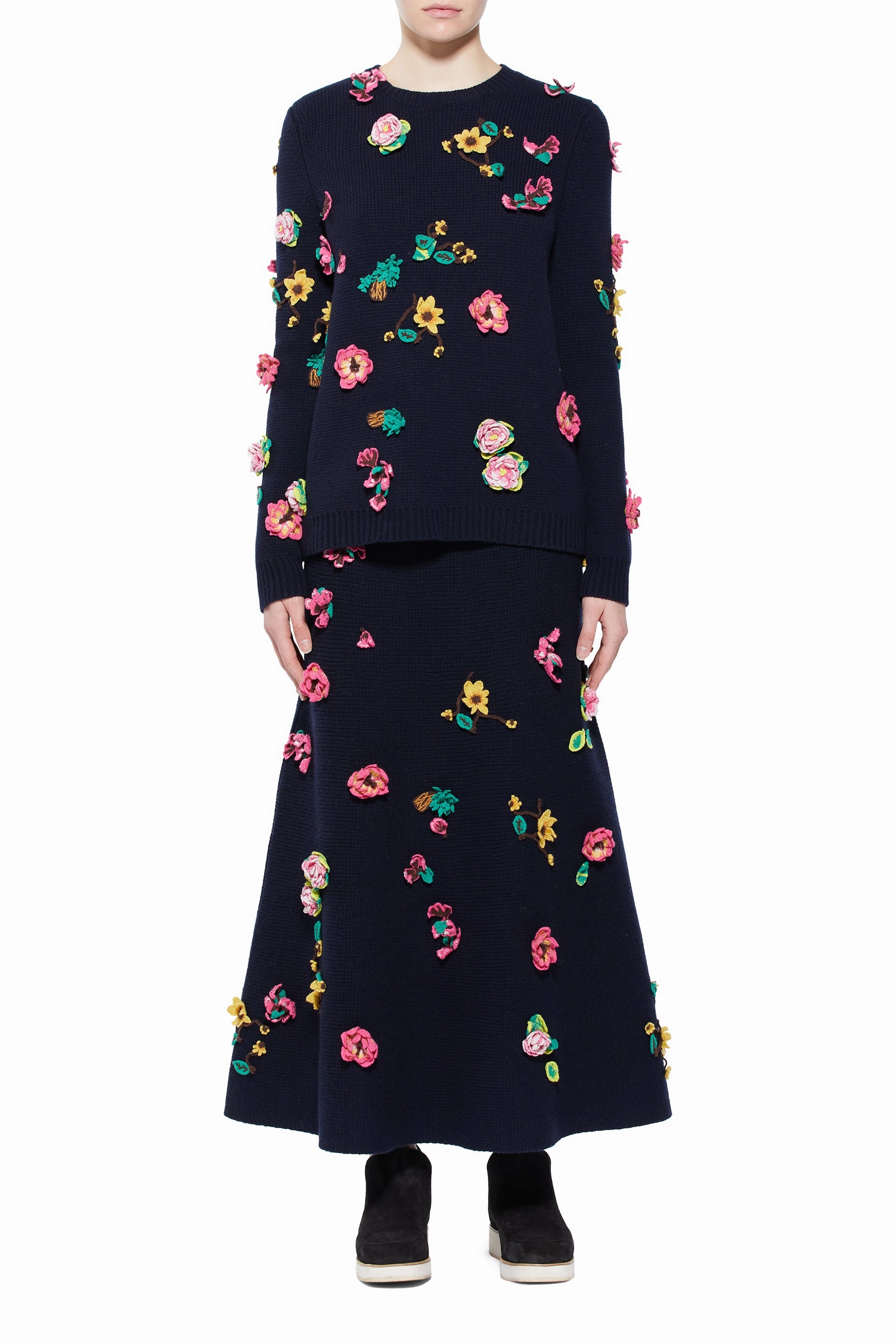 Nola Knit Sweater in Dark Navy Cashmere MultiDirectional Elasticity