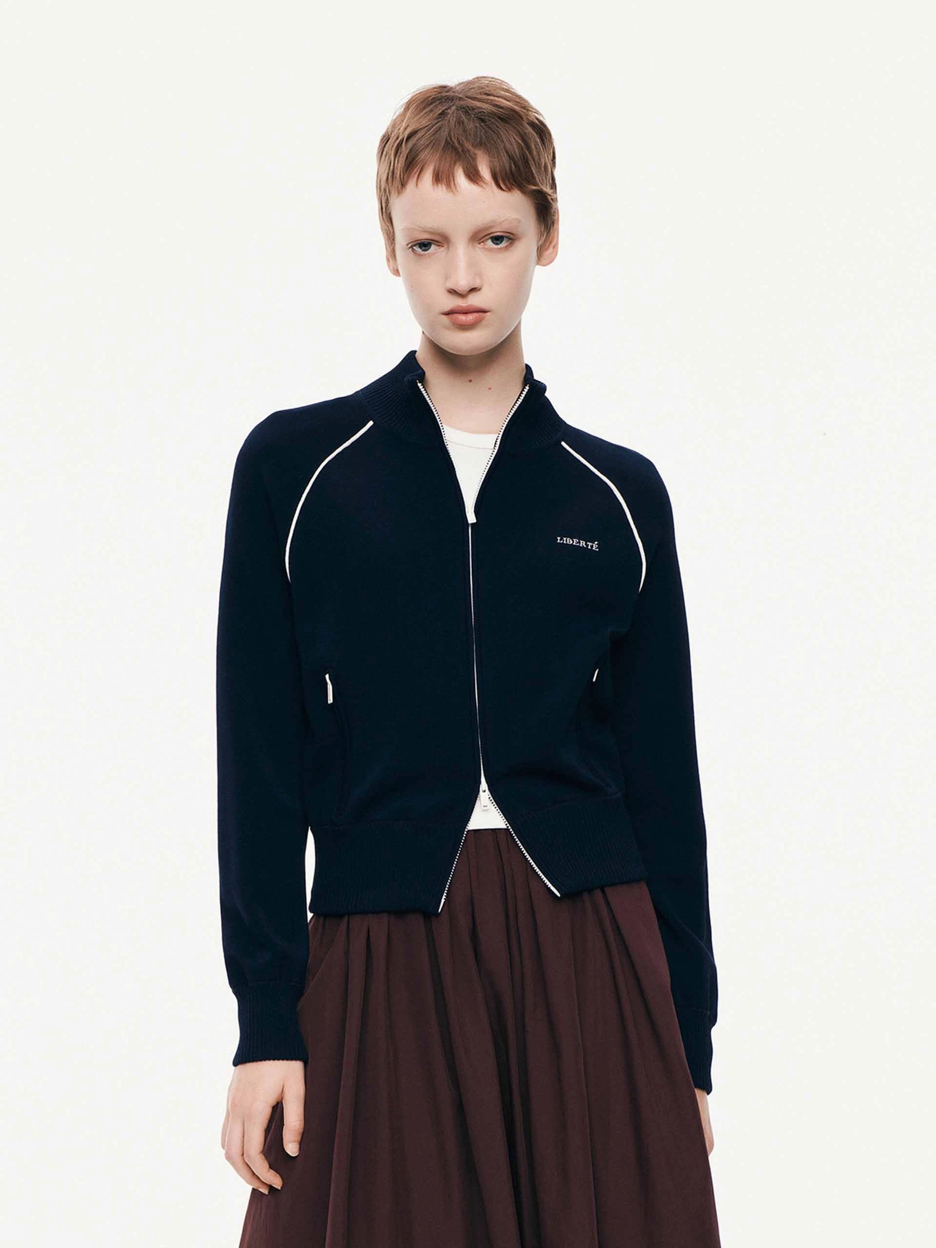 Off Duty Look Raglan Sleeve Cropped Cardigan