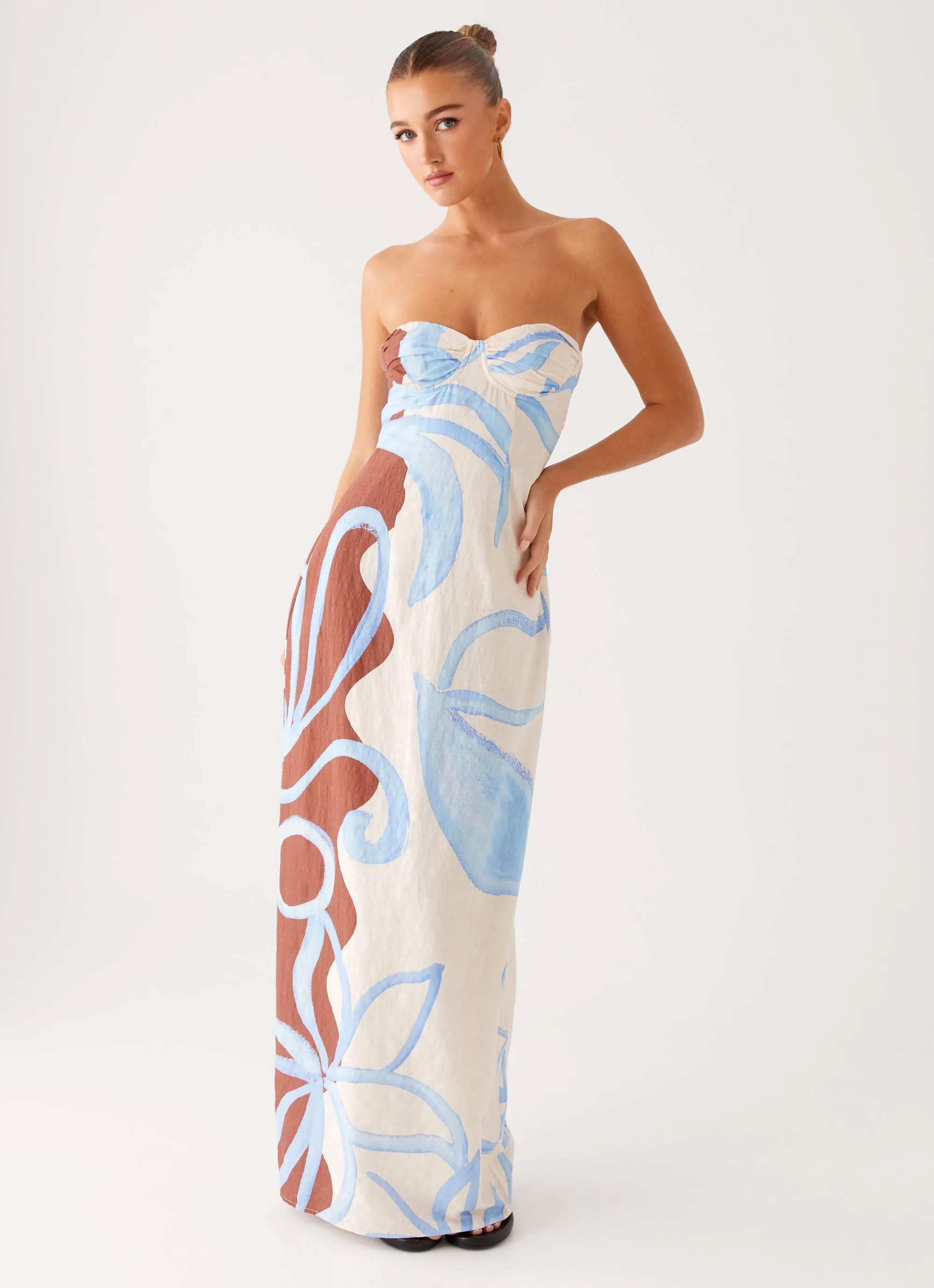 Comfortable and Flattering Boat-Neck Raiden Maxi Dress - Bloom Wave Print