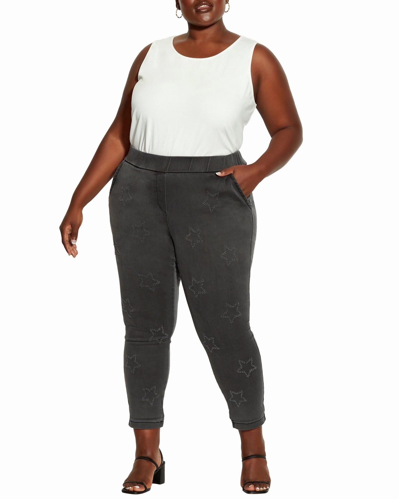 Tia Cropped Jeans | Black slim fit