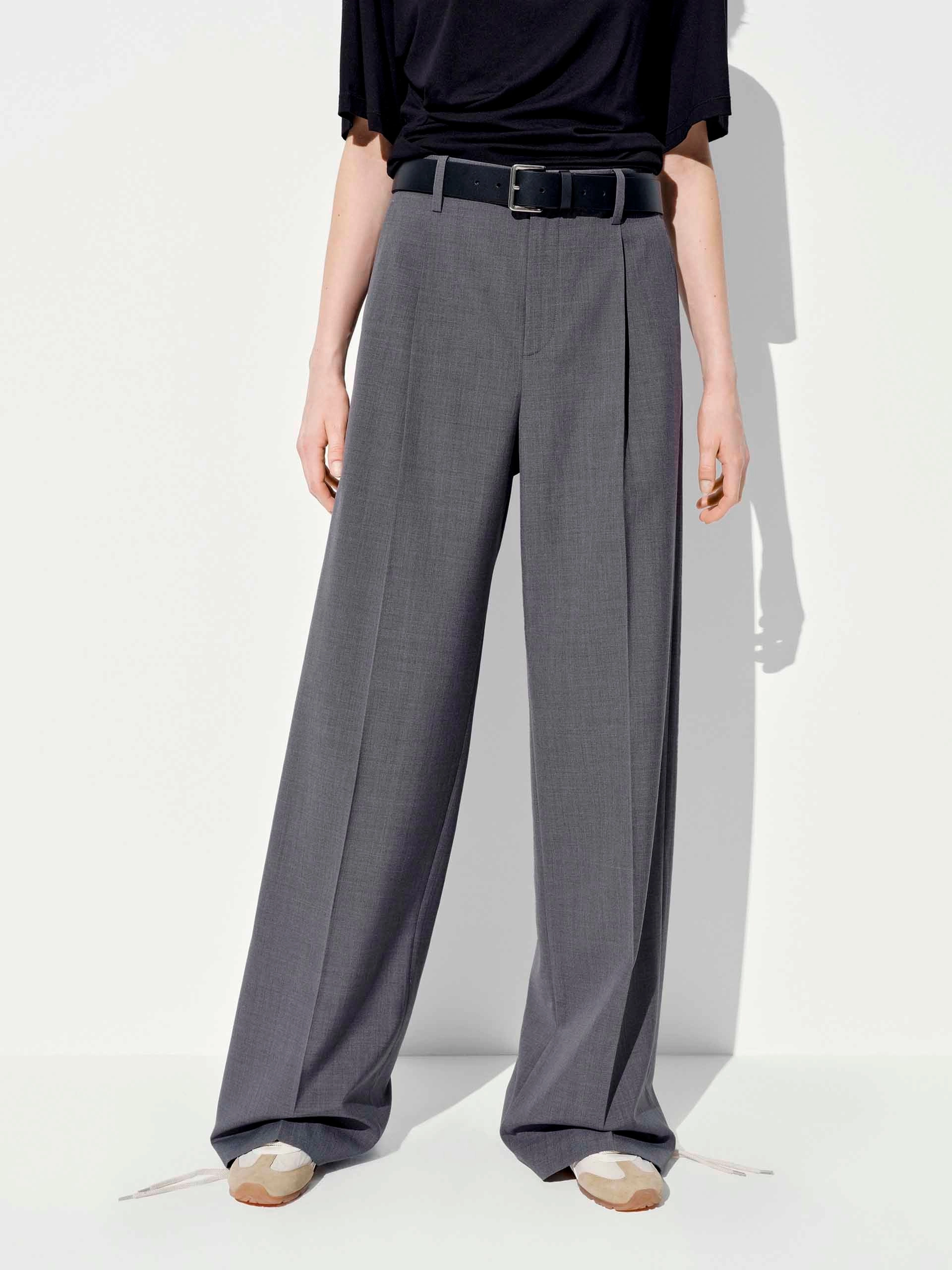Wide-Leg Tailored Trousers Stretchy Material Breathable layers