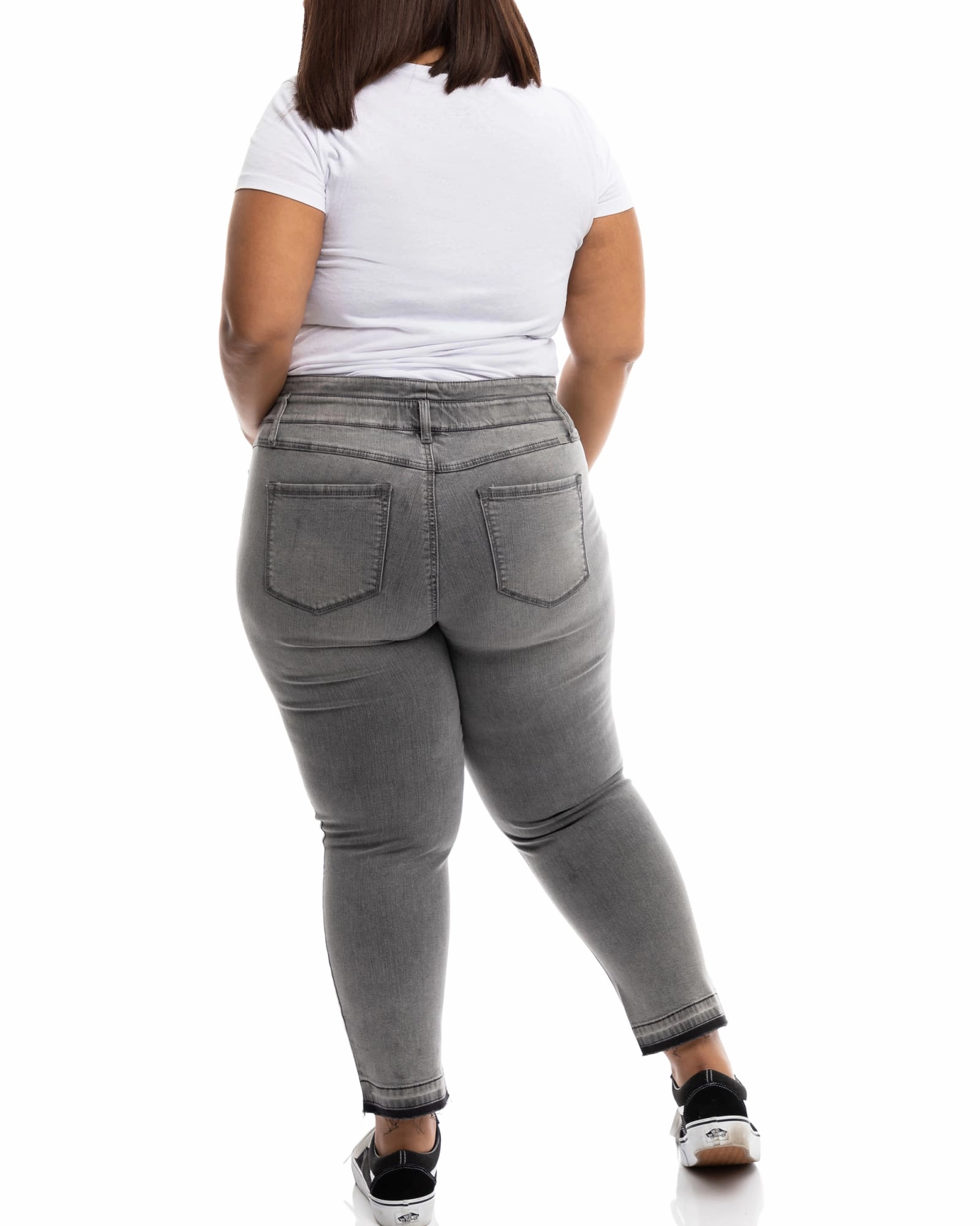 No Fuss Style Clean Silhouette Victoria HIgh Rise Relaxed Jean | Vienna