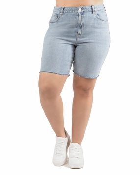 Simple Layers Slim Cut Makenna Bermuda Shorts | Light Wash