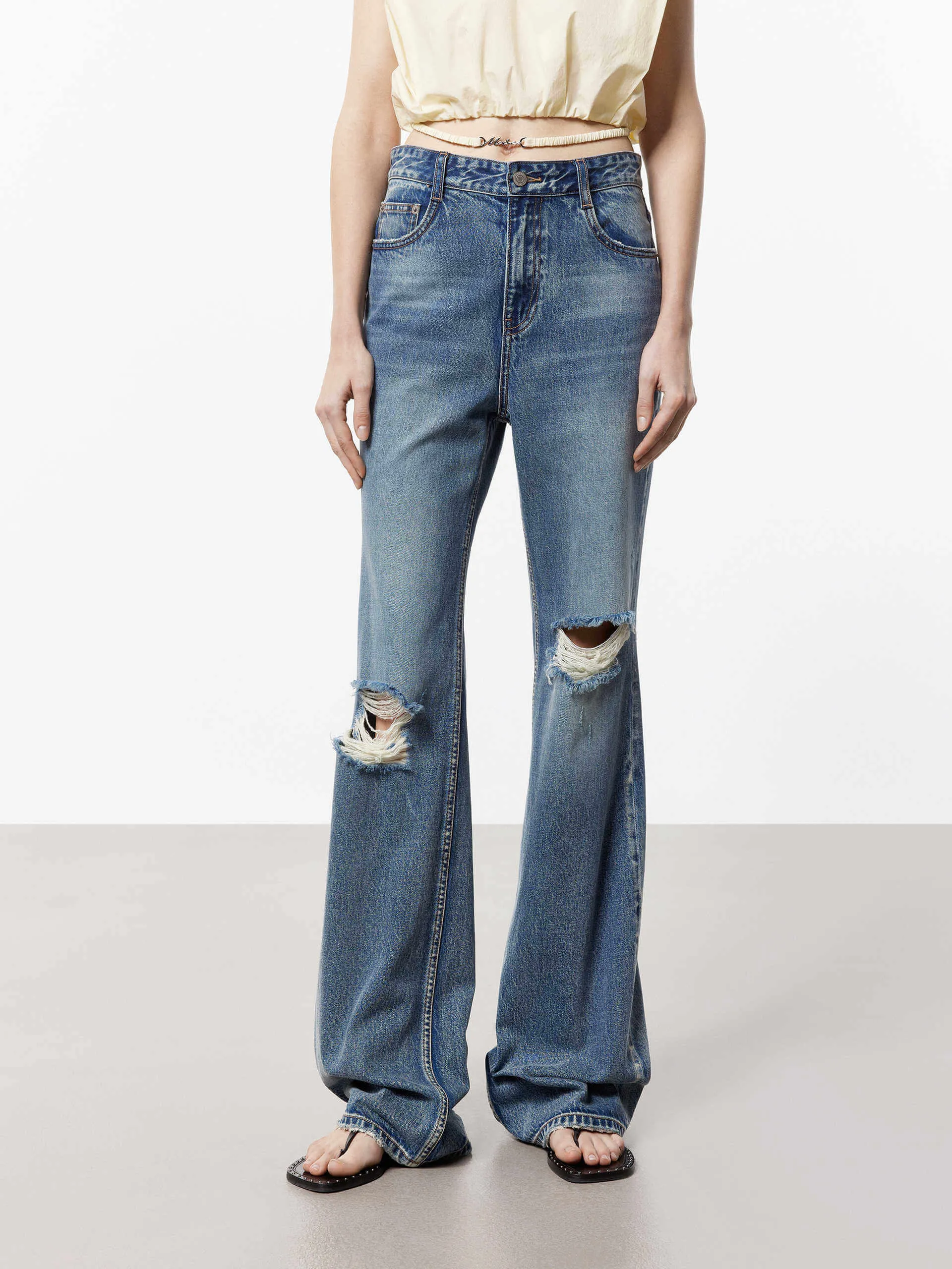 Everyday Loose Ripped Detail Flared Jeans