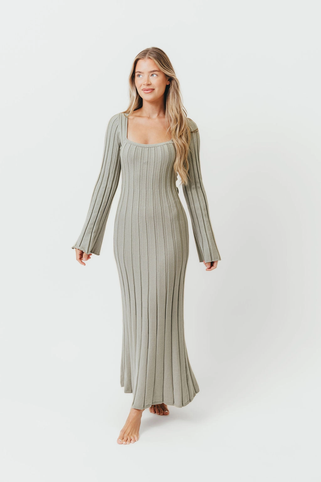 warm tones Light and breezy summer dress Rowan Square Neck Maxi Dress in Green