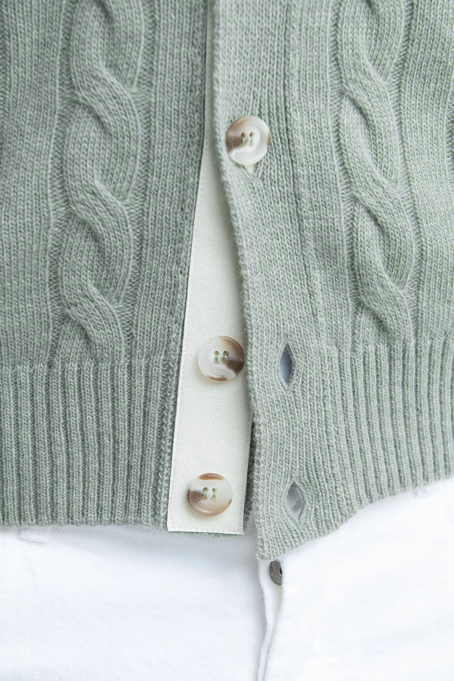 Breathable Texture Sage cable knit cardigan ?C Made in Italy