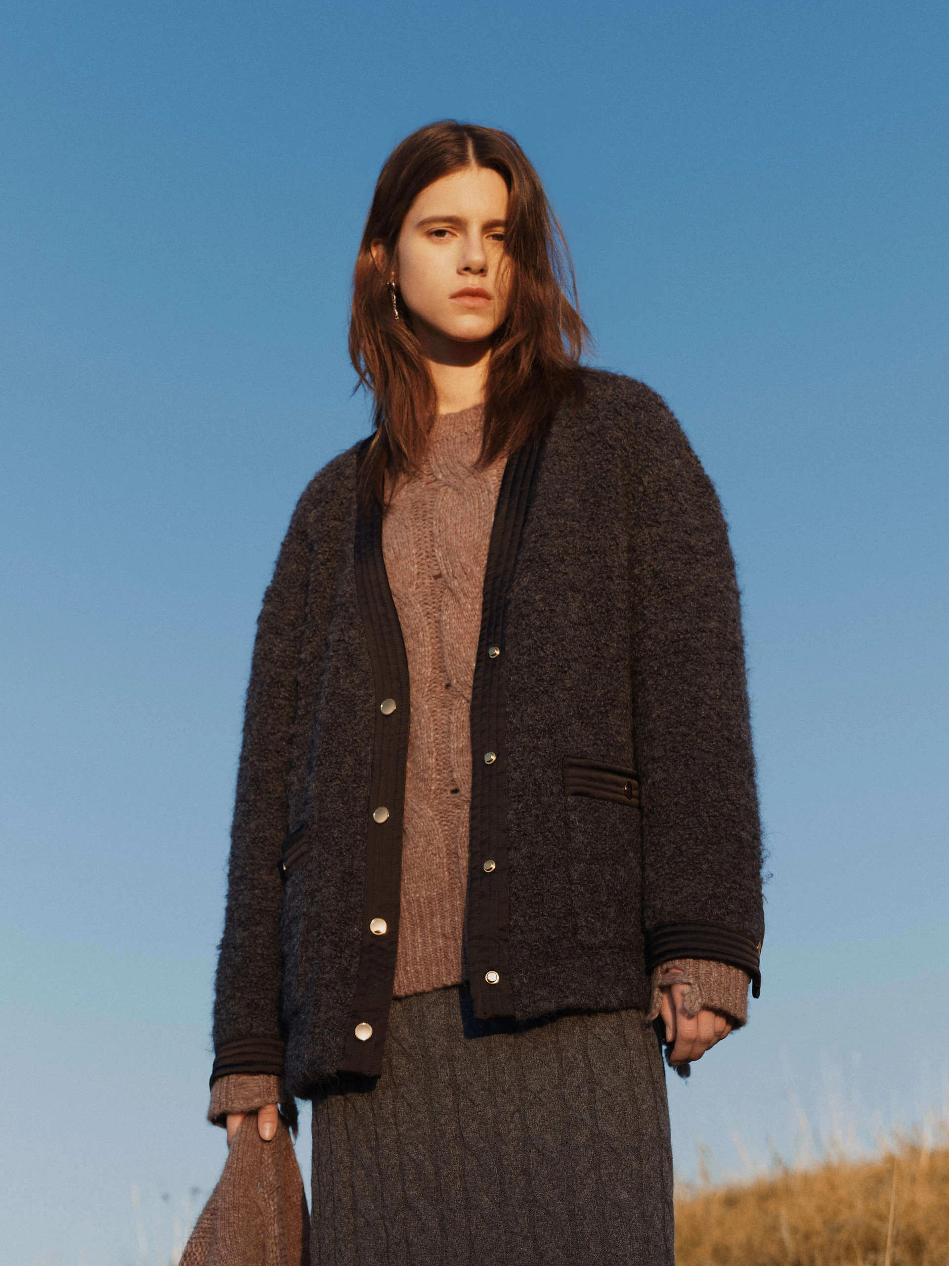 Bonded Seam Construction Satin Trimmed V-Neck Jacket