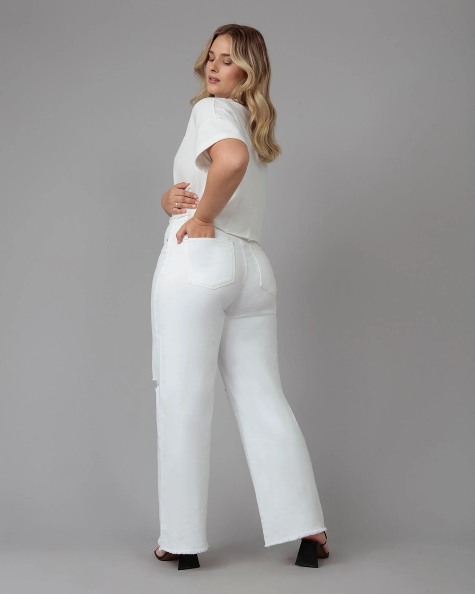 Everyday Party Look Women's MILAN-WHT High Rise Wide Leg Jeans | White