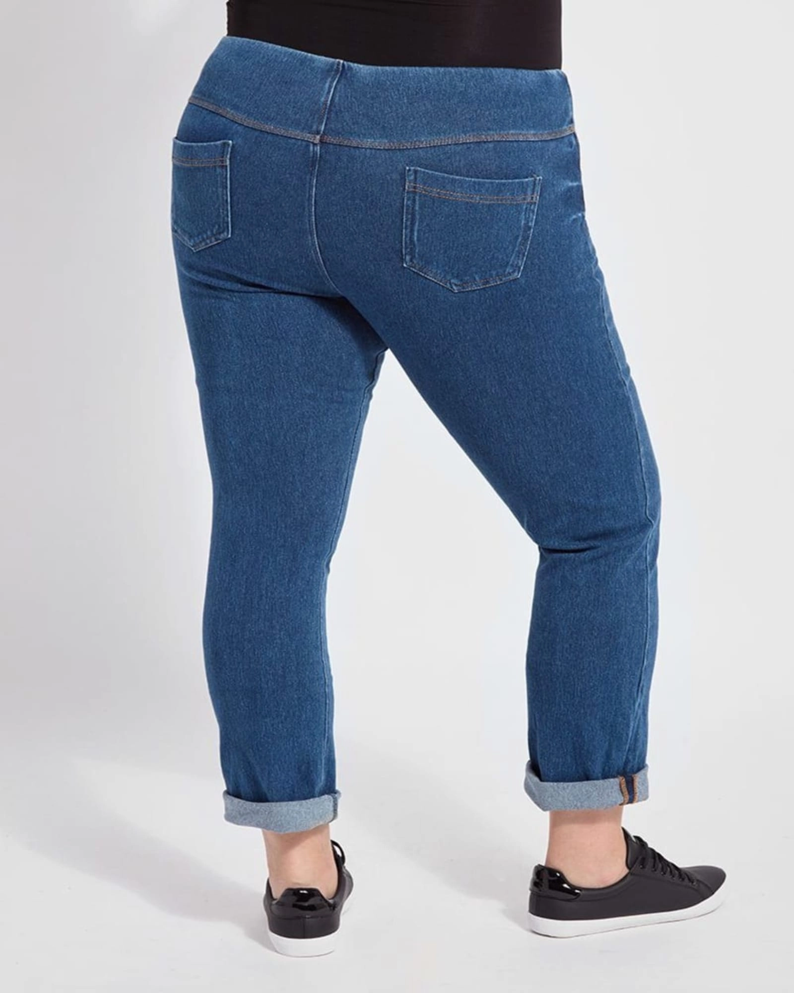 Jewel Straight-Leg Jeans | Mid Wash Everyday Loose