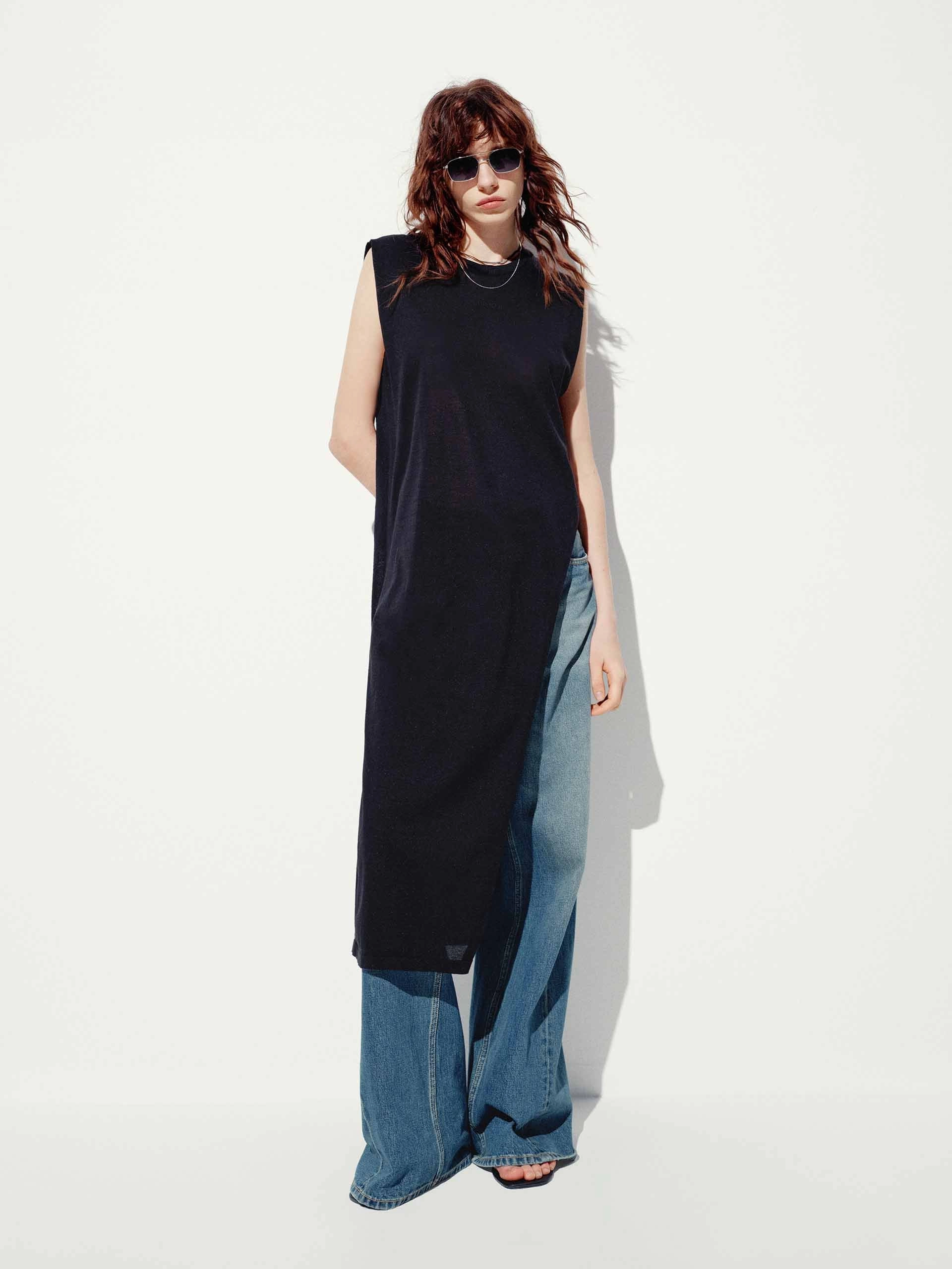 Temperature control Laidback Mood Side Slit Sleeveless Top