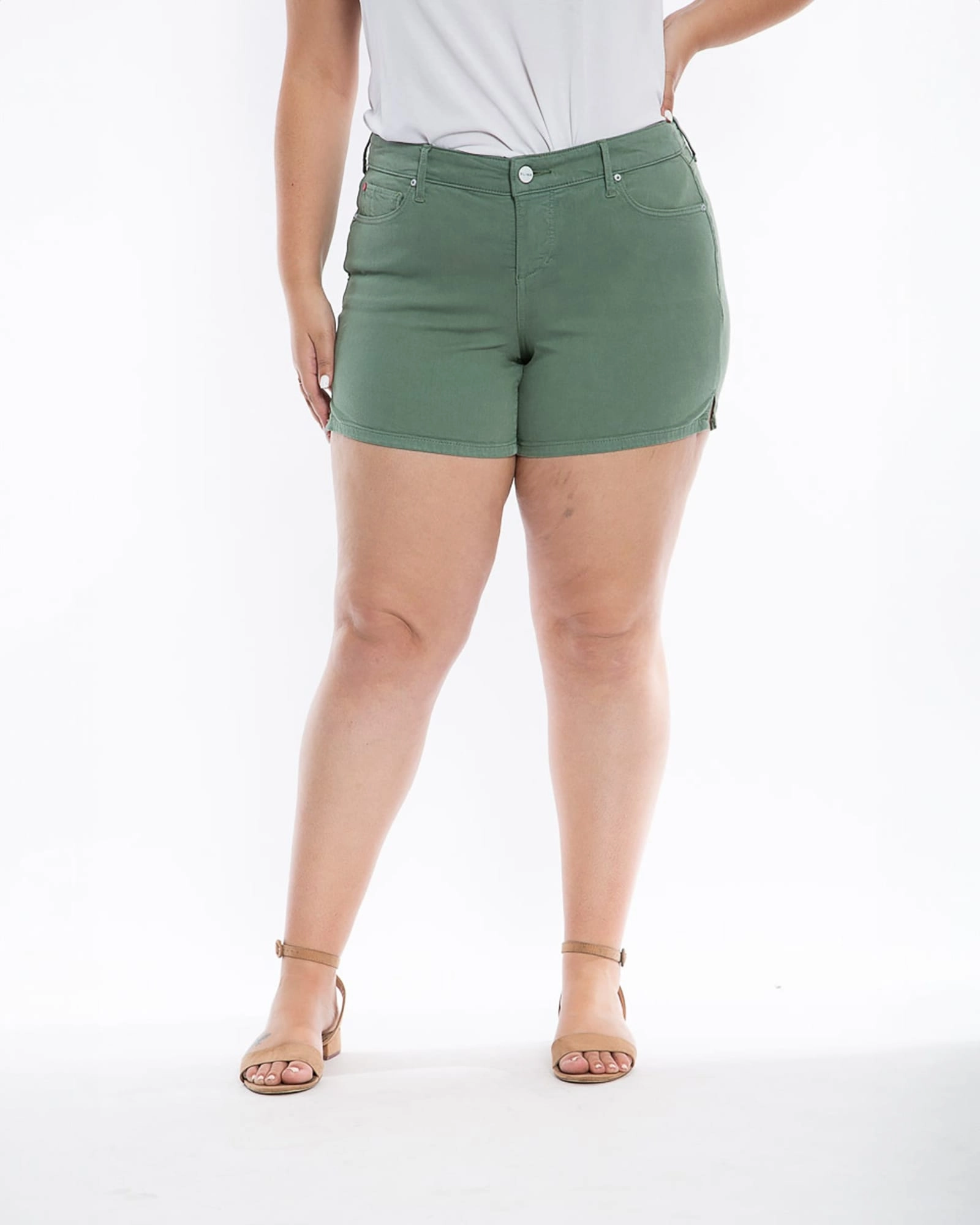 Side Vent Short - Myrtle | MYRTLE Fitted Comfort Lightweight Morning Stroll Durable