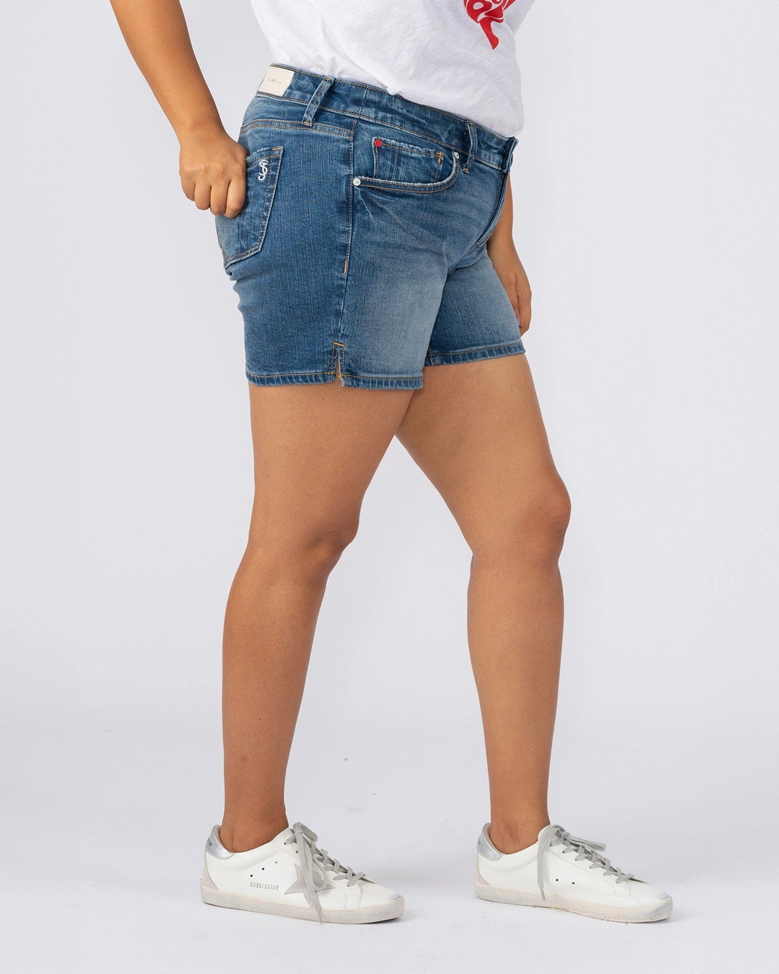 Side Vent Shorts - Serena | SERENA Evening Stroll Comfy Cropped length