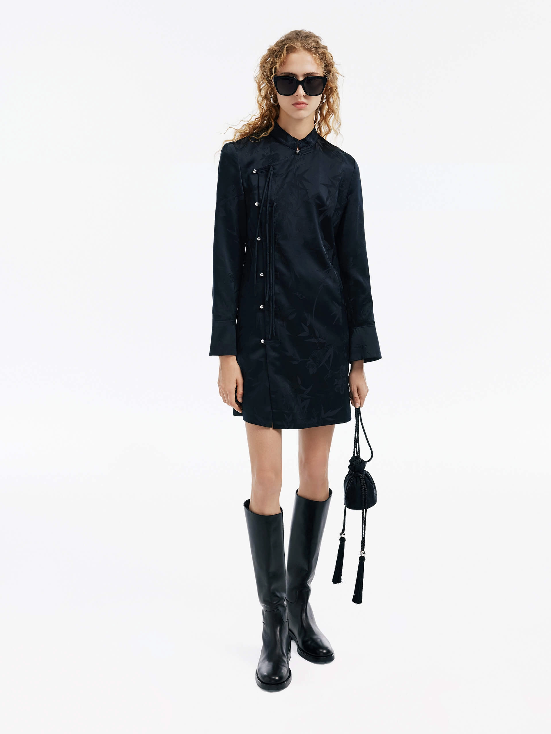 Silk Blend Jacquard Dress Form Fitting Classic Movement