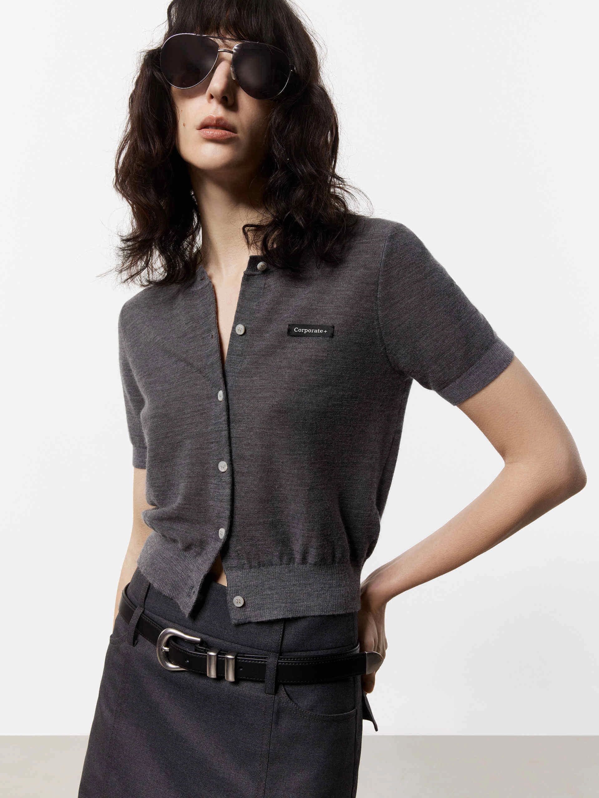 Odor Control Technology Thermo Regulating Fibers Short Sleeve Knit Cardigan