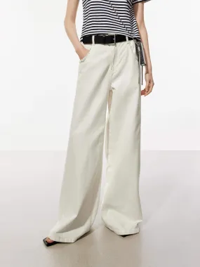Traveler Gear Brunch Outfit Casual Friday Elegant Vibrant Textured White Wide Leg Jeans