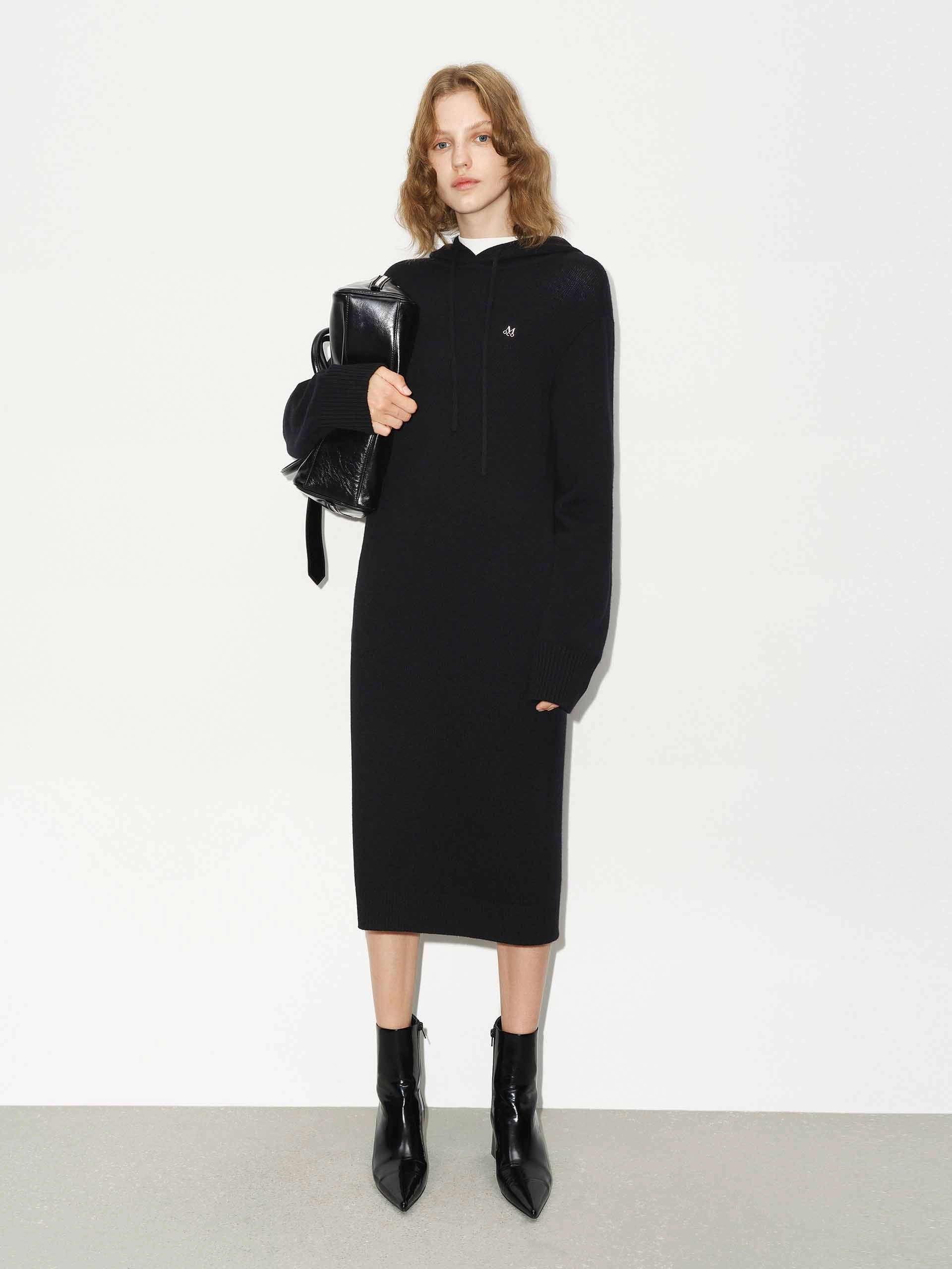 Wool Hood Midi Dress travel mode Sophisticated Line