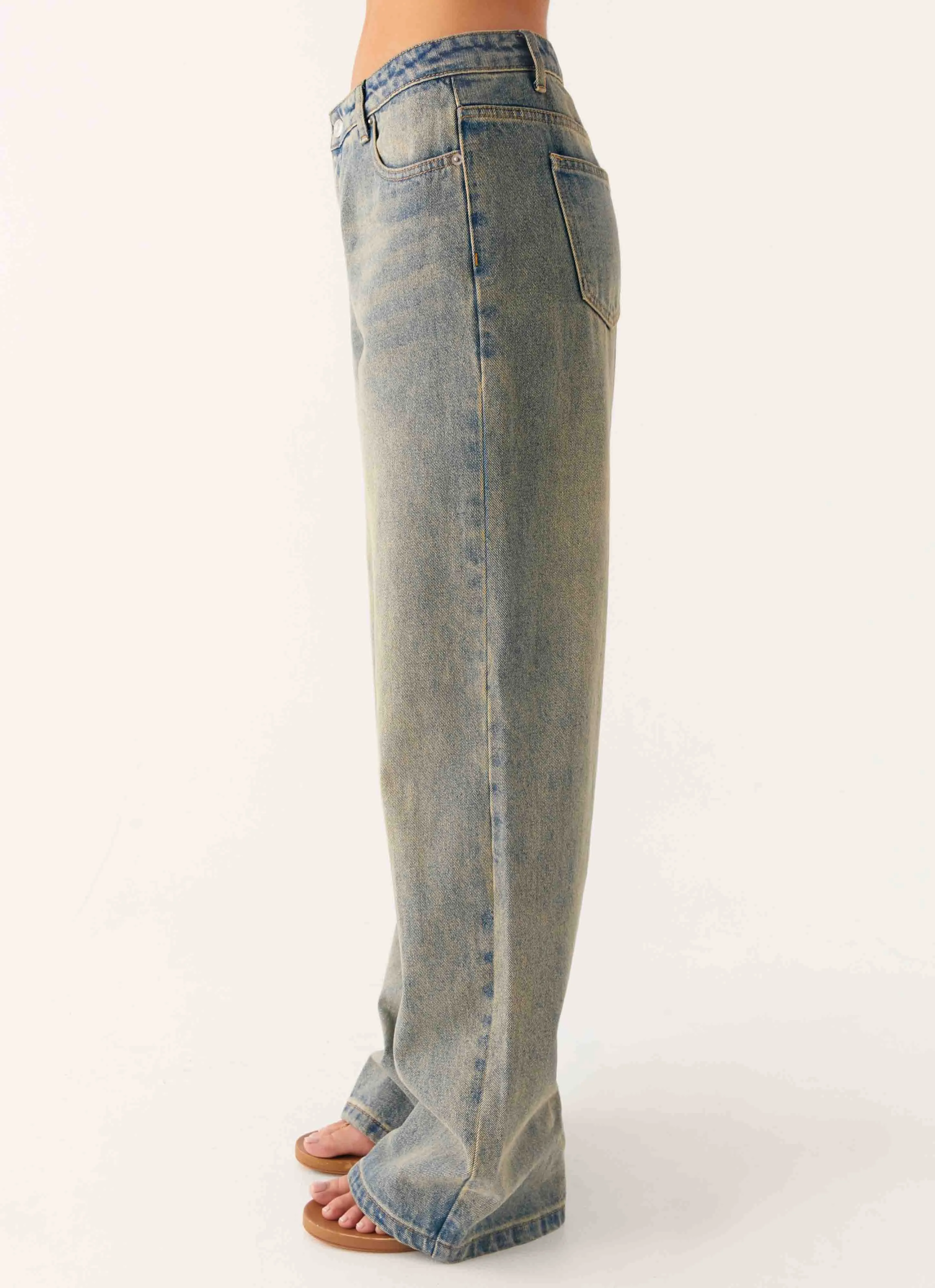 Sustainable Denim Production Keanna Low Rise Denim Jeans - Dirty Wash