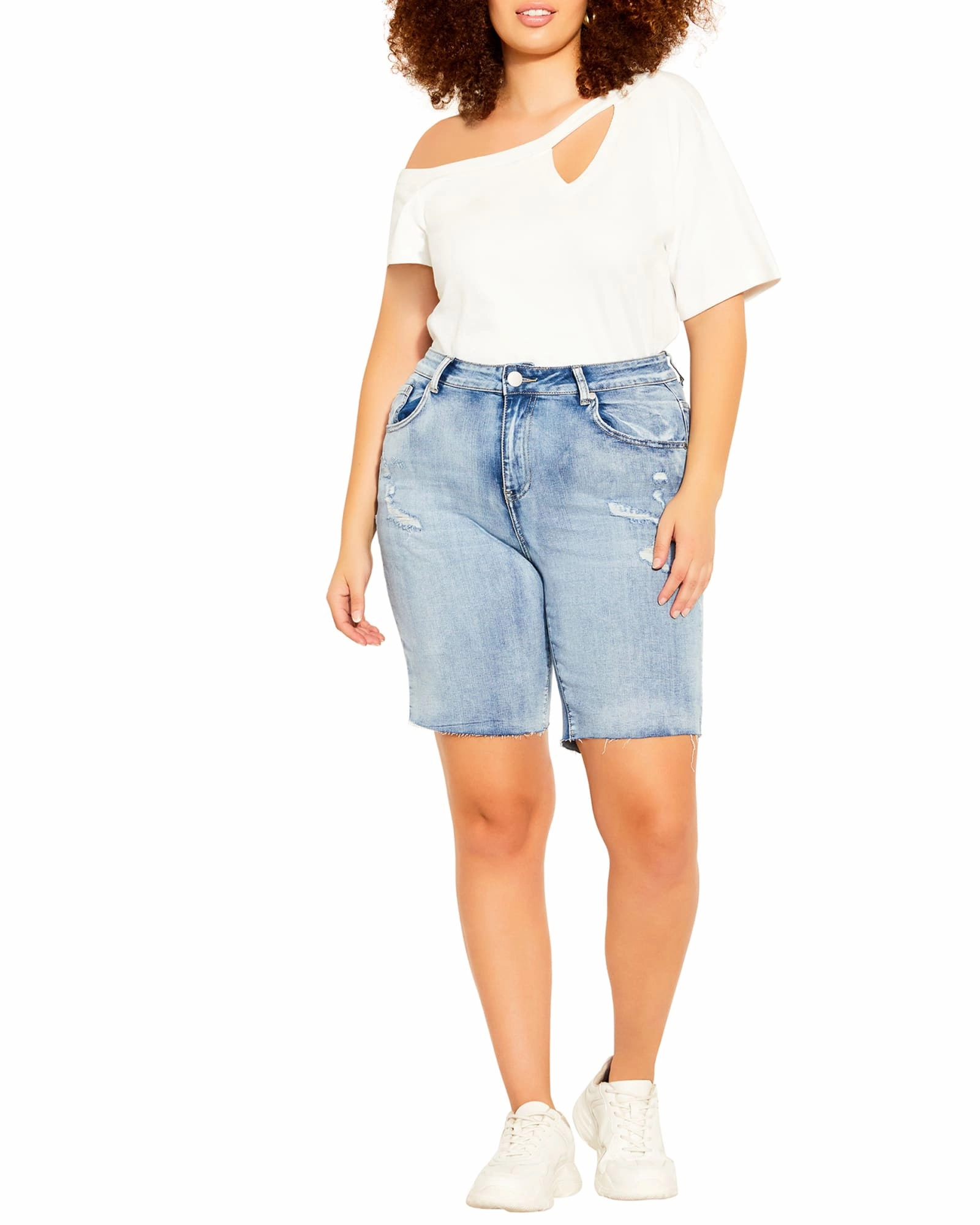 classic clothing Young Denim Short | Light Wash