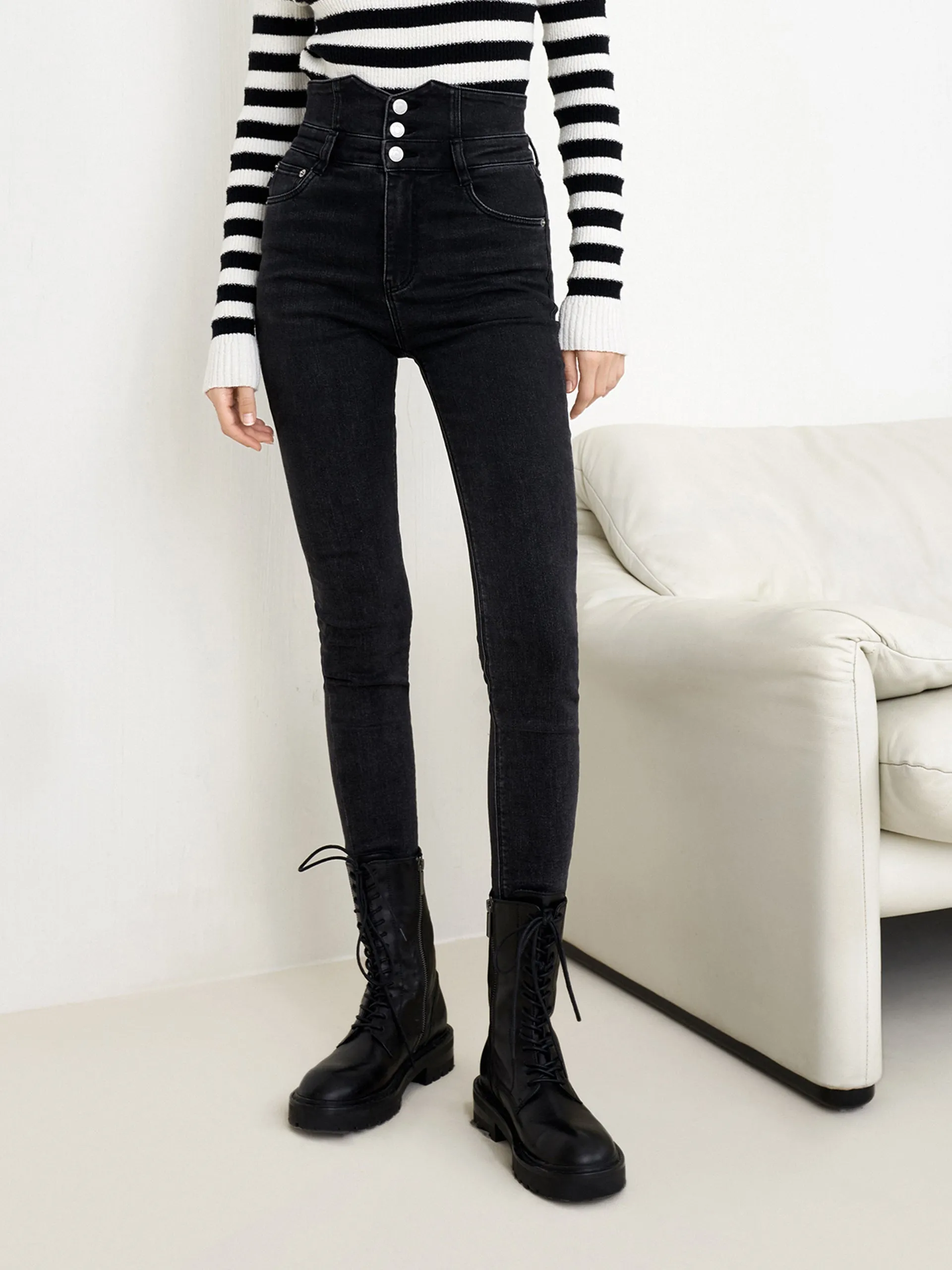 Casual Essentials High Rise Slim Fit Jeans