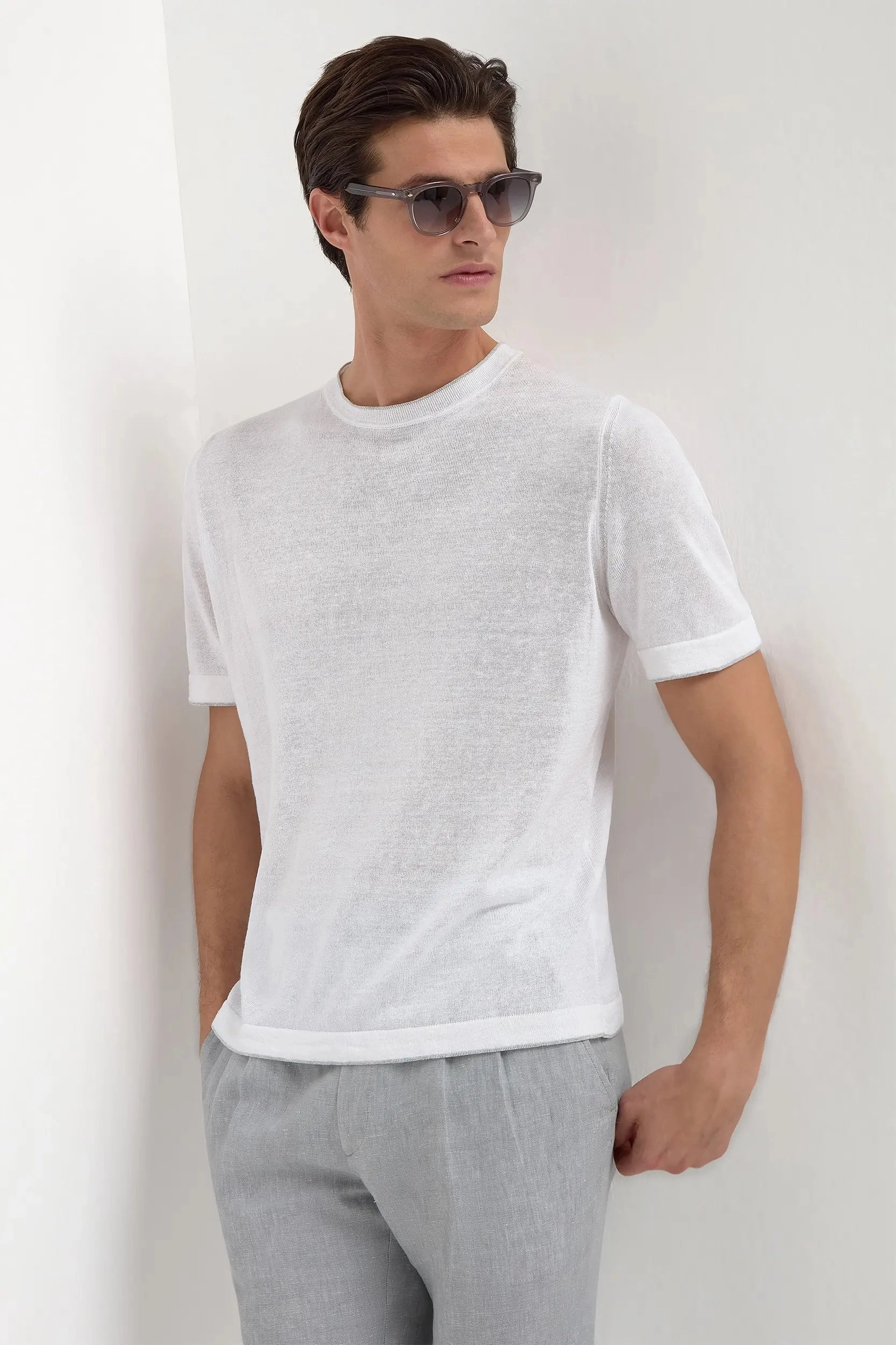White linen and cotton t-shirt - Made in Italy Urban Look Seasonless Style