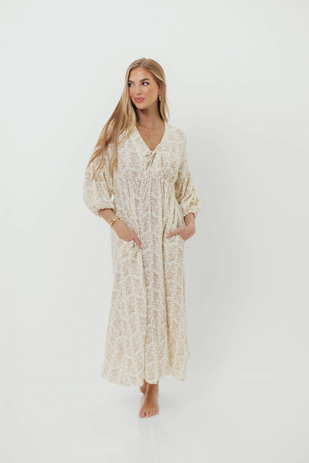 Chilly Comfort Hunter 100% Cotton Gauze Midi Dress in Natural/Tan Floral - Bump Friendly