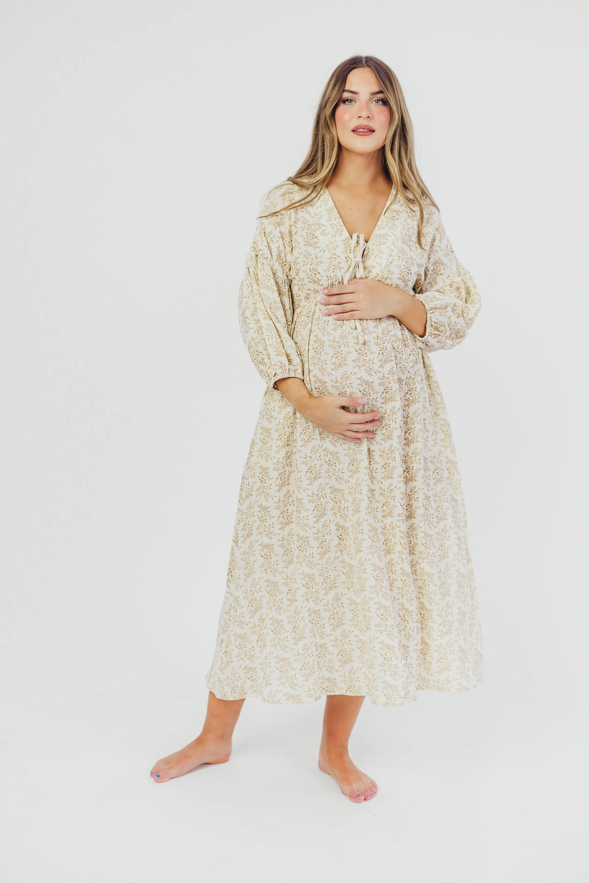 Delicate Finish Hunter 100% Cotton Gauze Midi Dress in Natural/Tan Floral - Bump Friendly