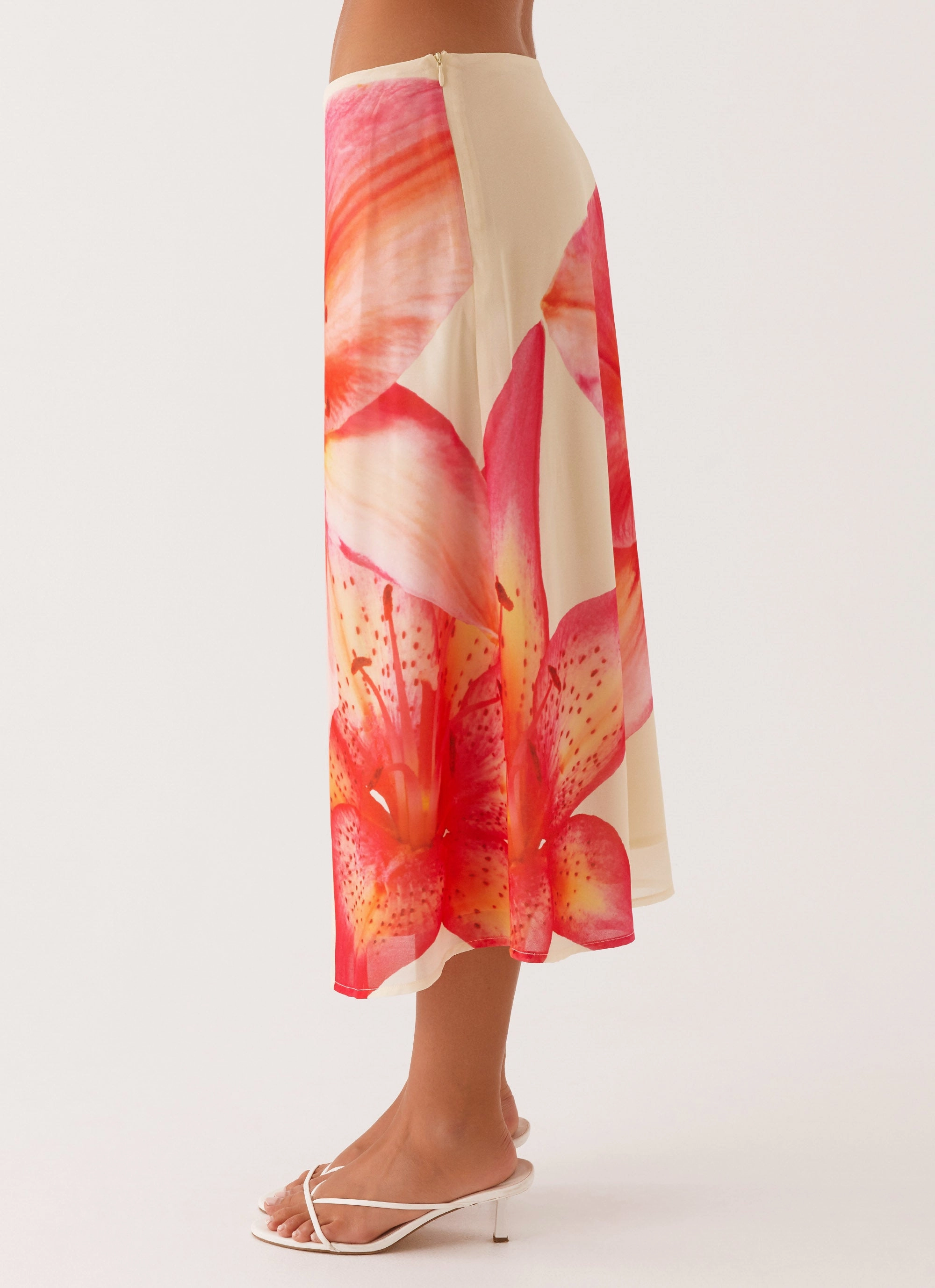 Summertime Midi Skirt - Yellow Floral Casual Edge Soft Aesthetic