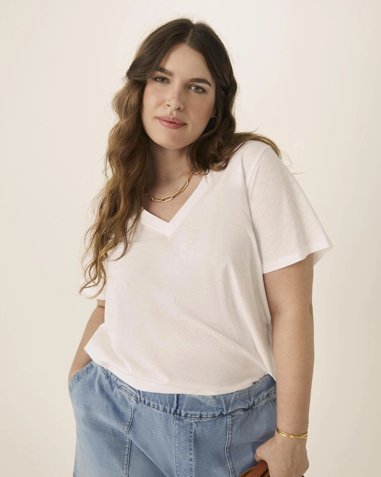 Supersoft Relaxed Pull On Jean | Medium Wash Chill Friendly Night Out City Walk Minimalist