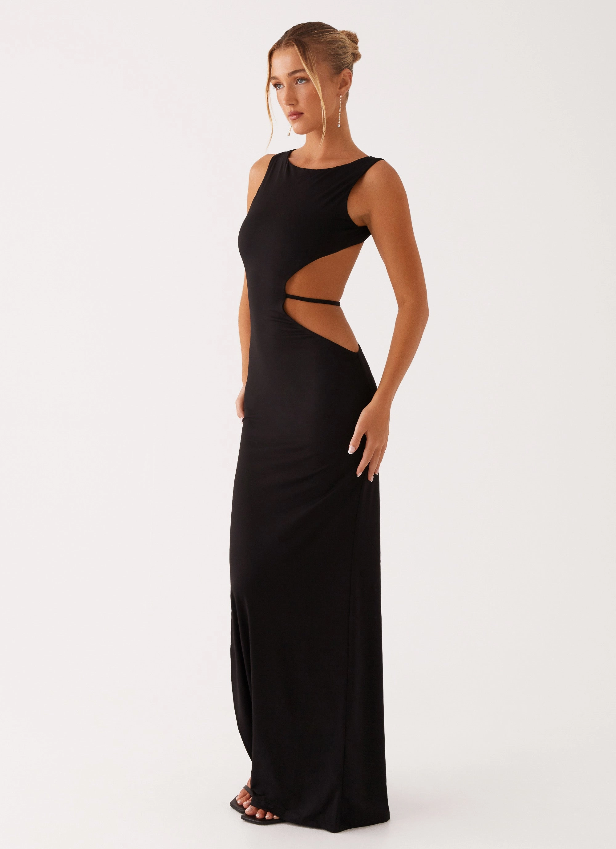 Sutton Maxi Dress - Black All Gender Fit Smooth Outline