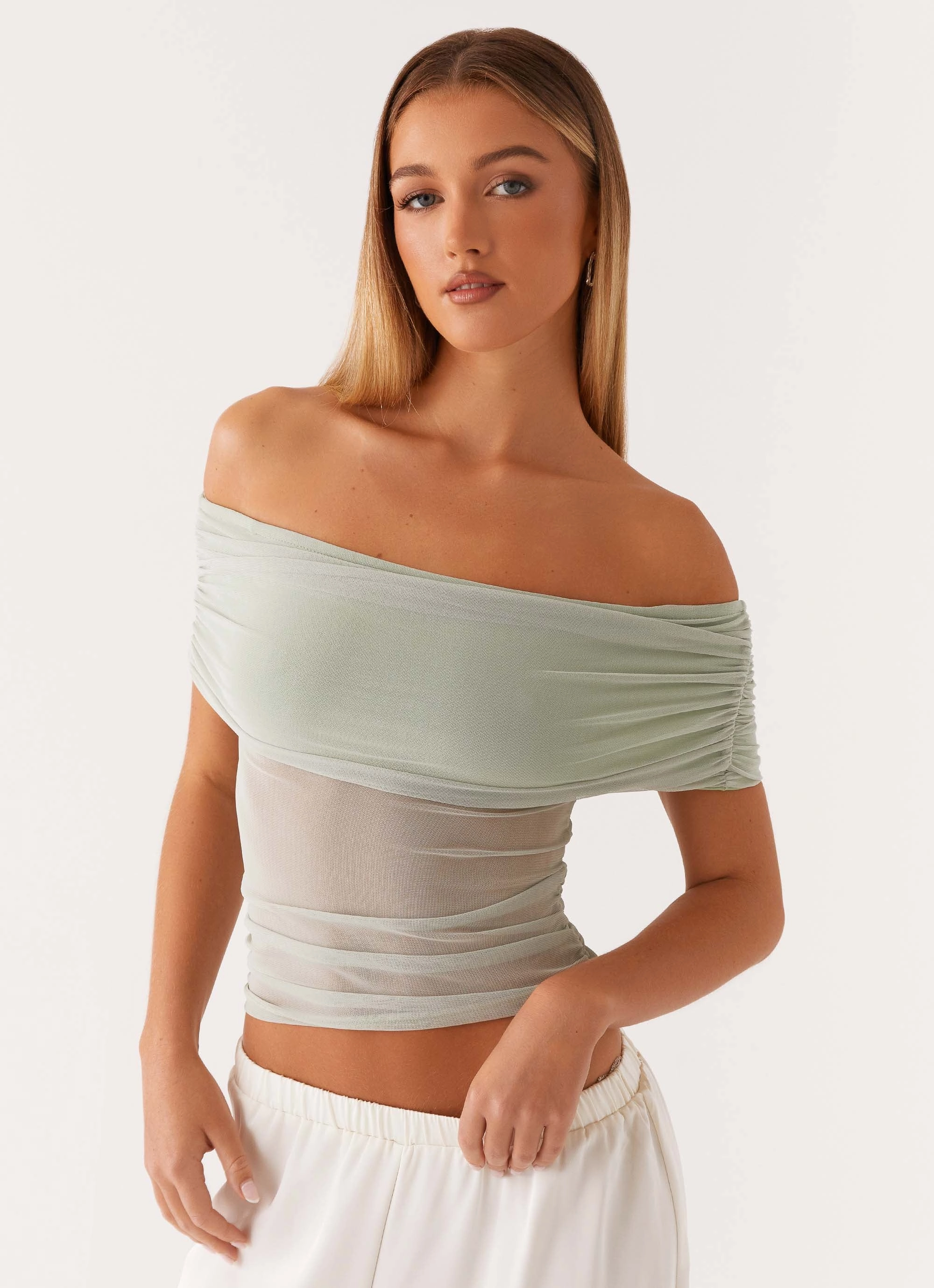 Night vision Nelly Off Shoulder Top - Pistachio