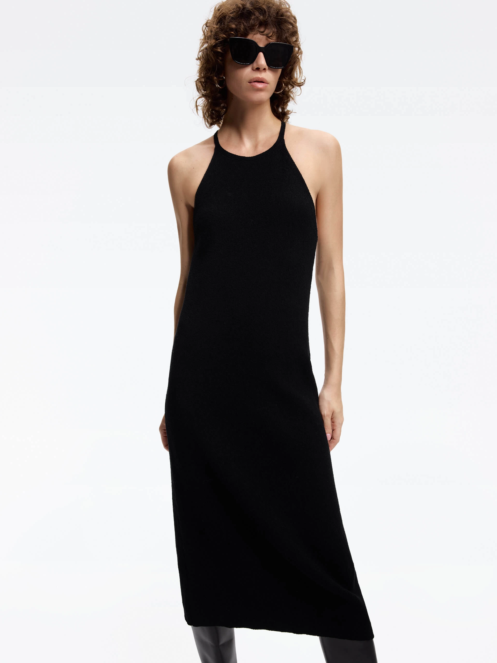 Halterneck Chain Back Dress Floor-Length Feminine Design