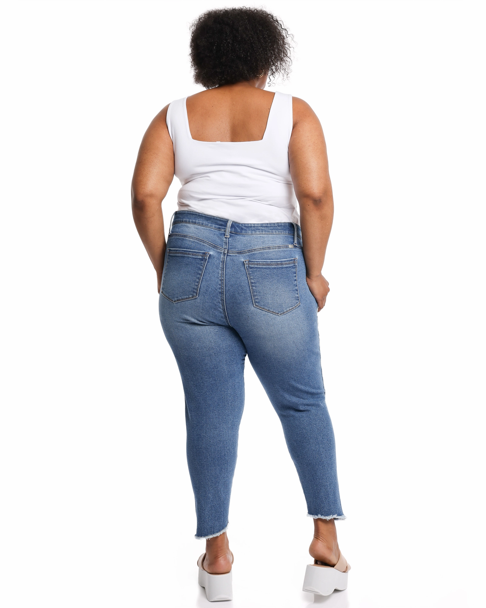 Tess High Rise Skinny Jeans | Elliot Comfortable Waist