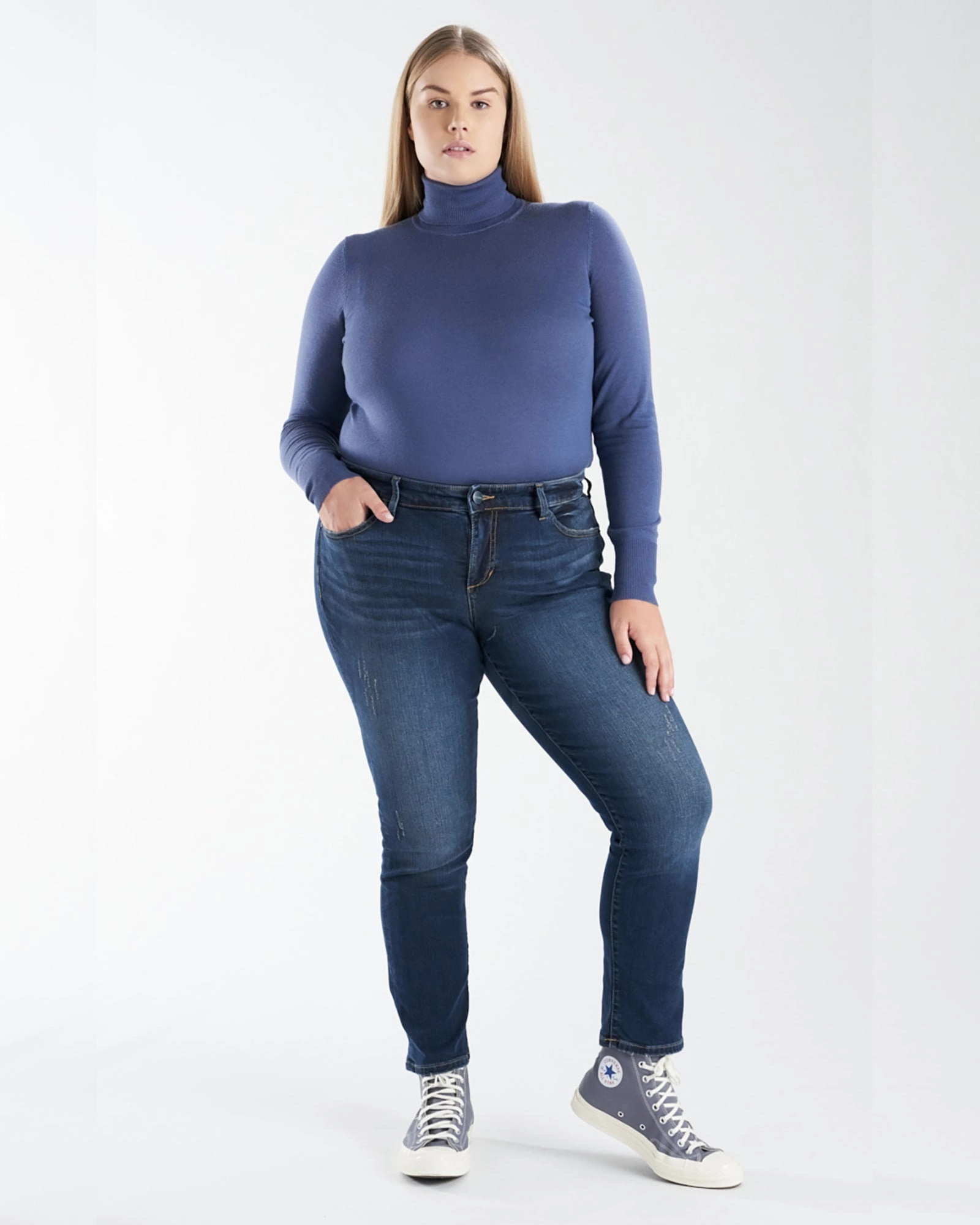 Timeless Look Weekend Uniform Mid Rise Slim - Wendy | WENDY