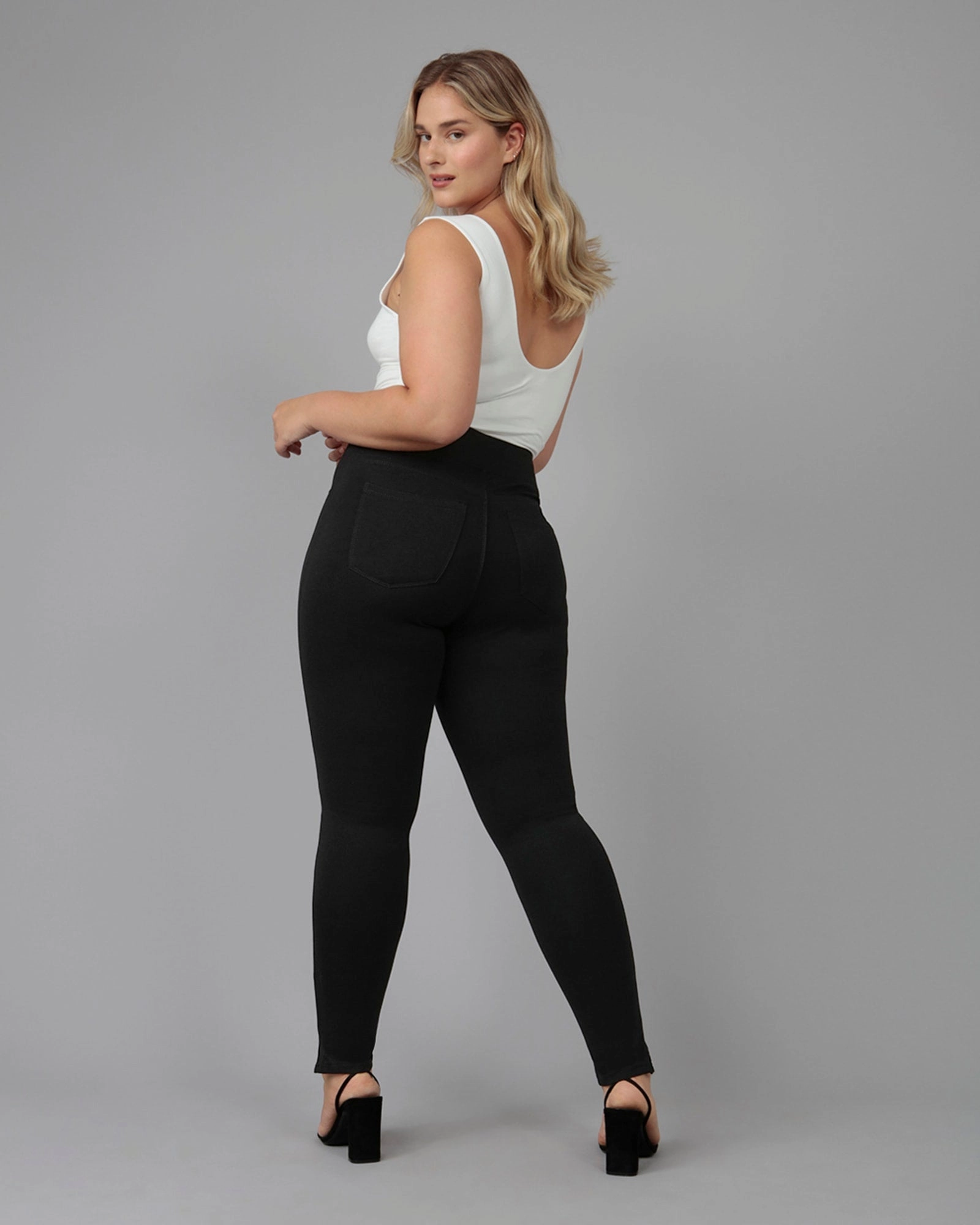 Brunch Outfit Vintage Lover Formal Women's ANNA-JBLK High Rise Pull-On Skinny Pull-On Jeans | Jersey Black