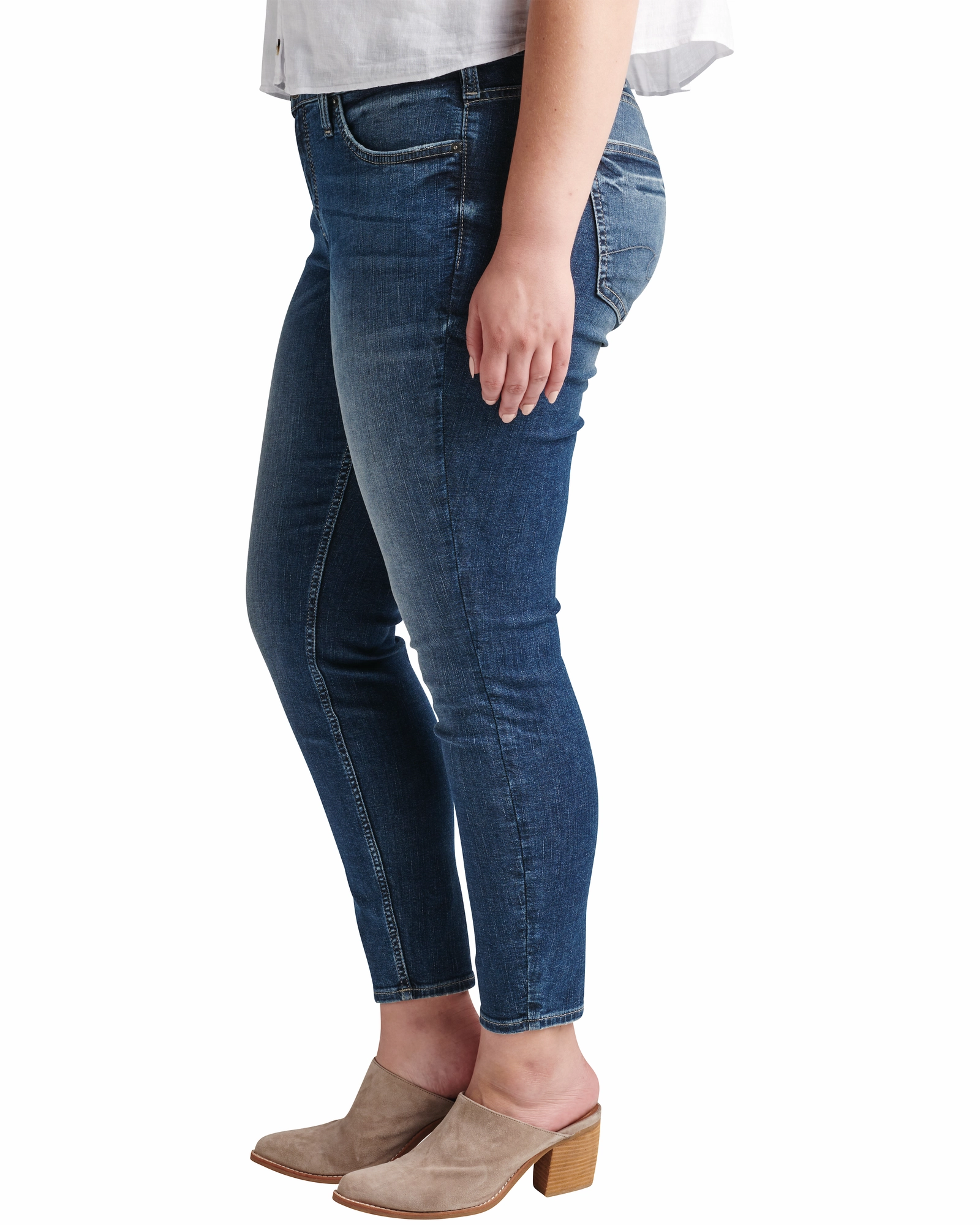 The Curvy Skinny Jean (29" Inseam) | Medium Wash Cozy Vibe