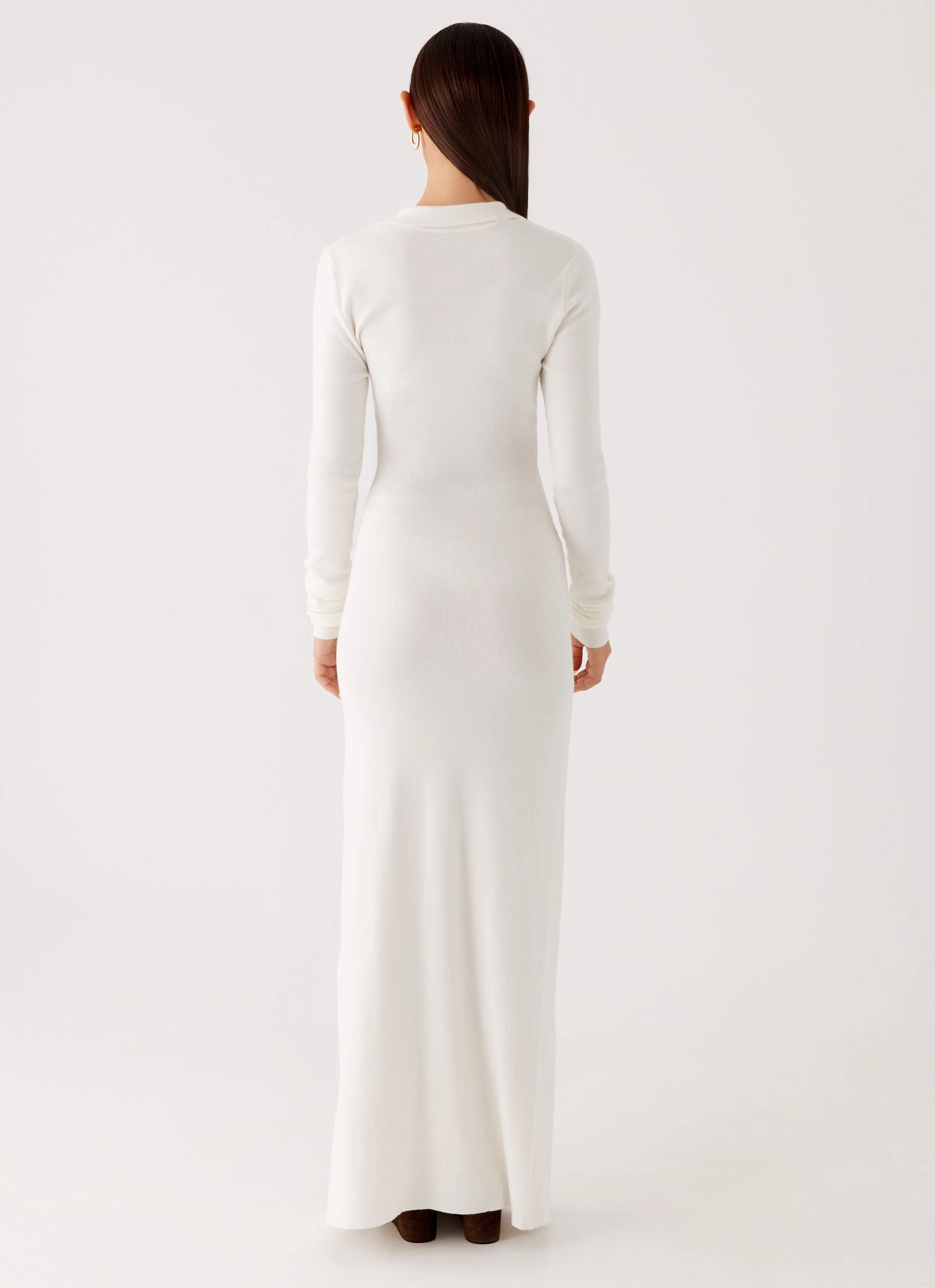 Sabetha Knit Maxi Dress - White Sleek Layer Light Silhouette
