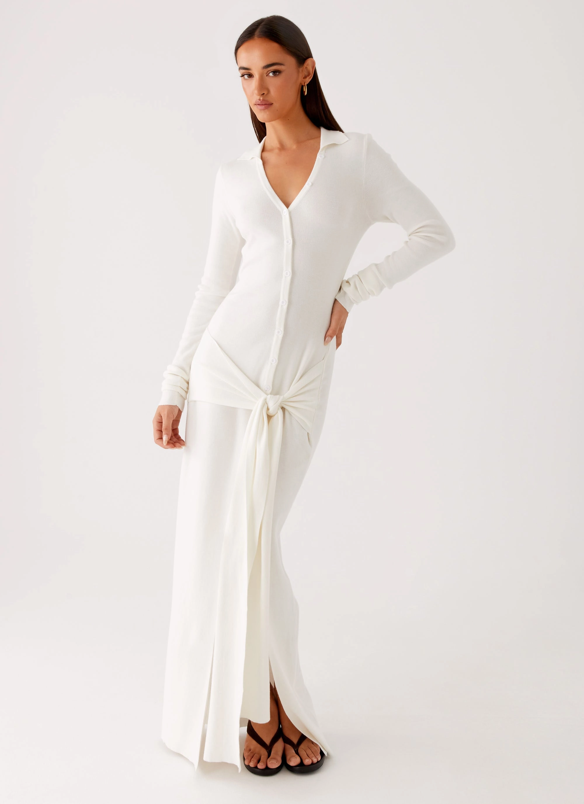 Flattering Waistband Fit Sleek and Flattering Sabetha Knit Maxi Dress - White
