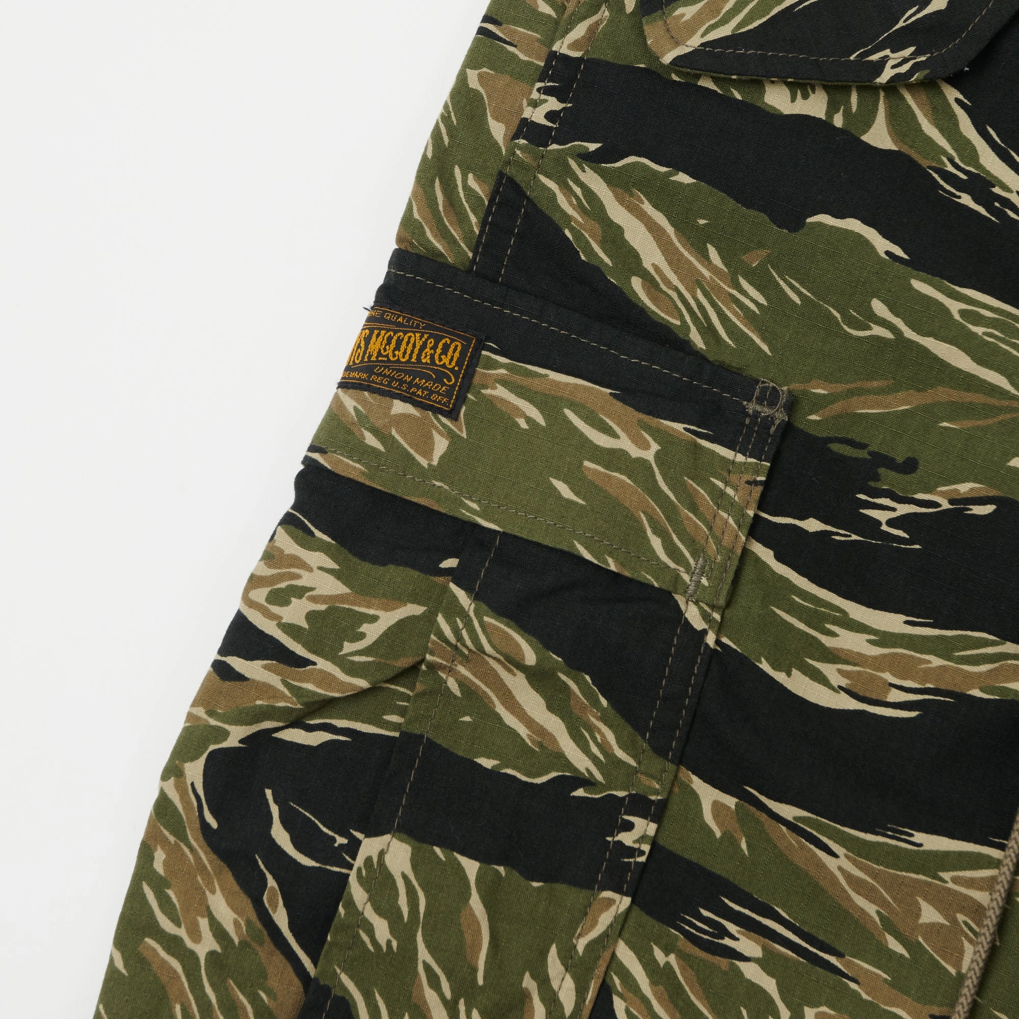 TOYS McCOY Military Cargo Short - Tiger Stripe Cooling Effect Shock Dispersing Architecture