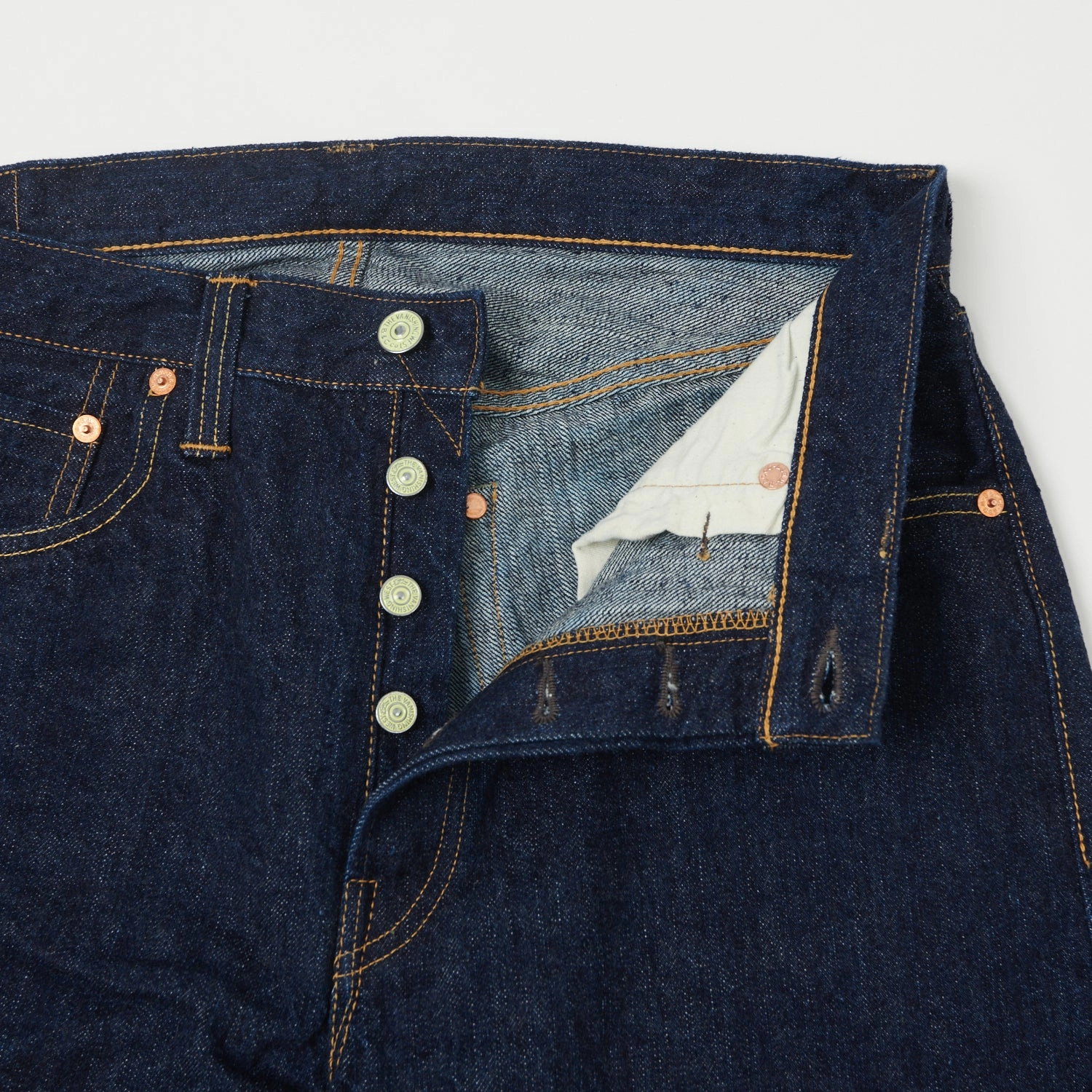 Freewheelers & Co The Vanishing Vest 661XX 1956 Regular Tapered Jean - One Wash Common look