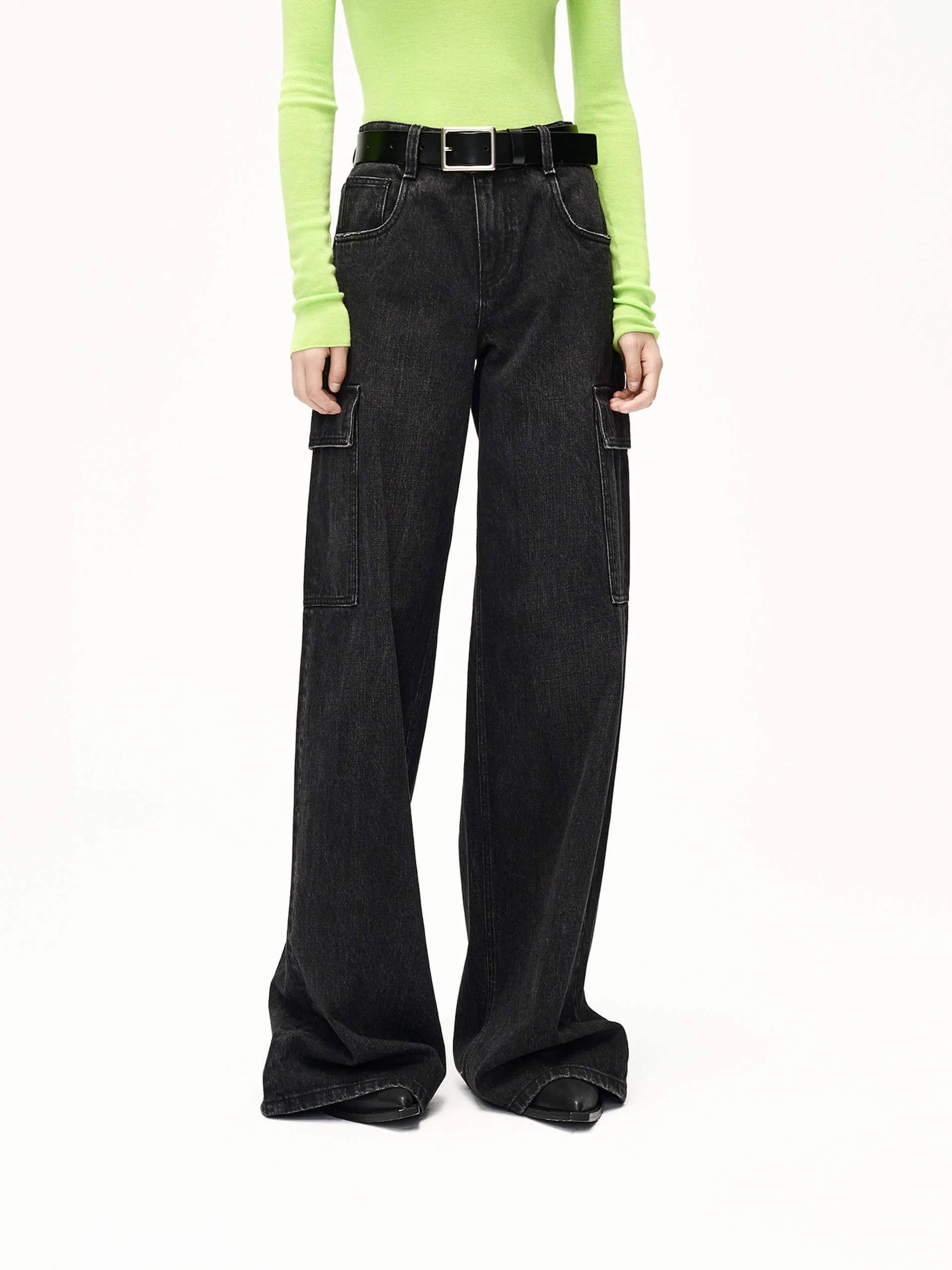 Low Impact Manufacturing Sleek Shape Full Length Cargo Jeans