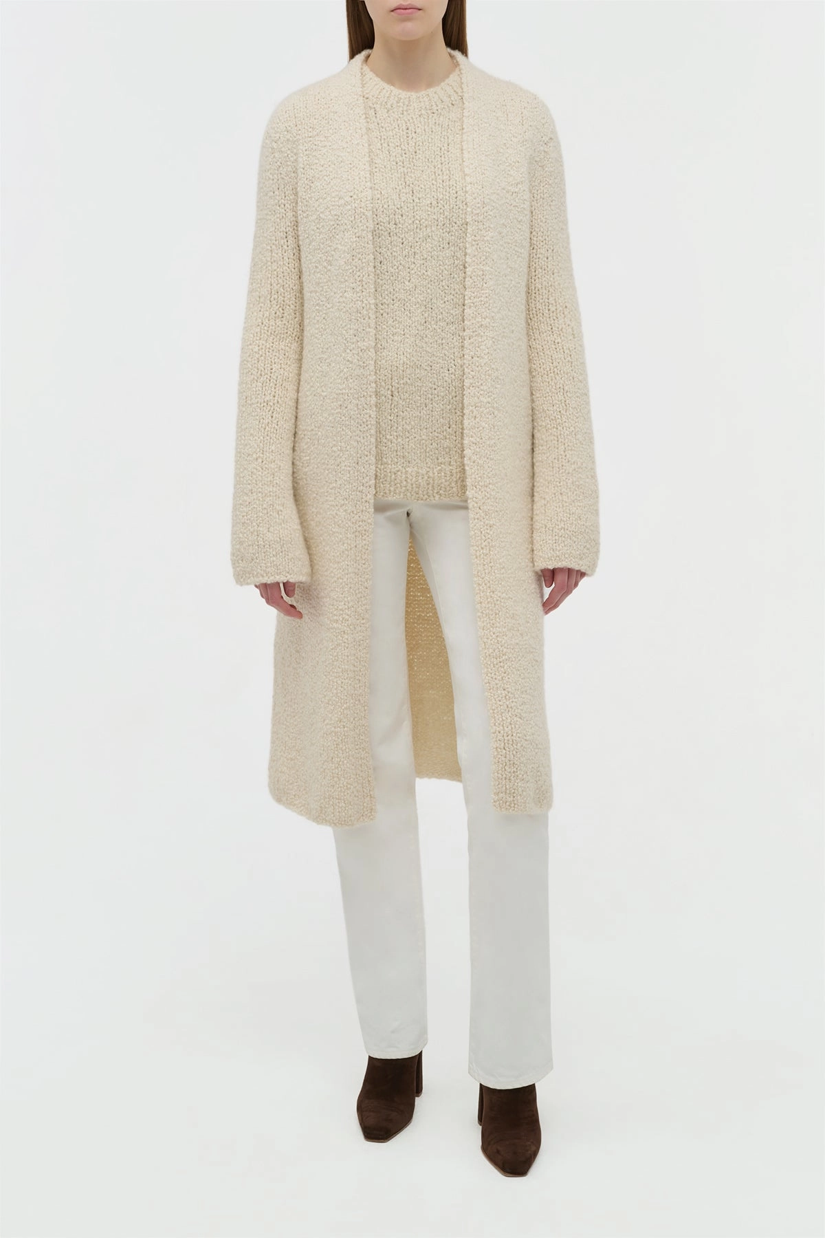 Uxia Knit Cardigan in Ivory Cashmere Boucle AntiSnag Yarn Technology Daily Piece