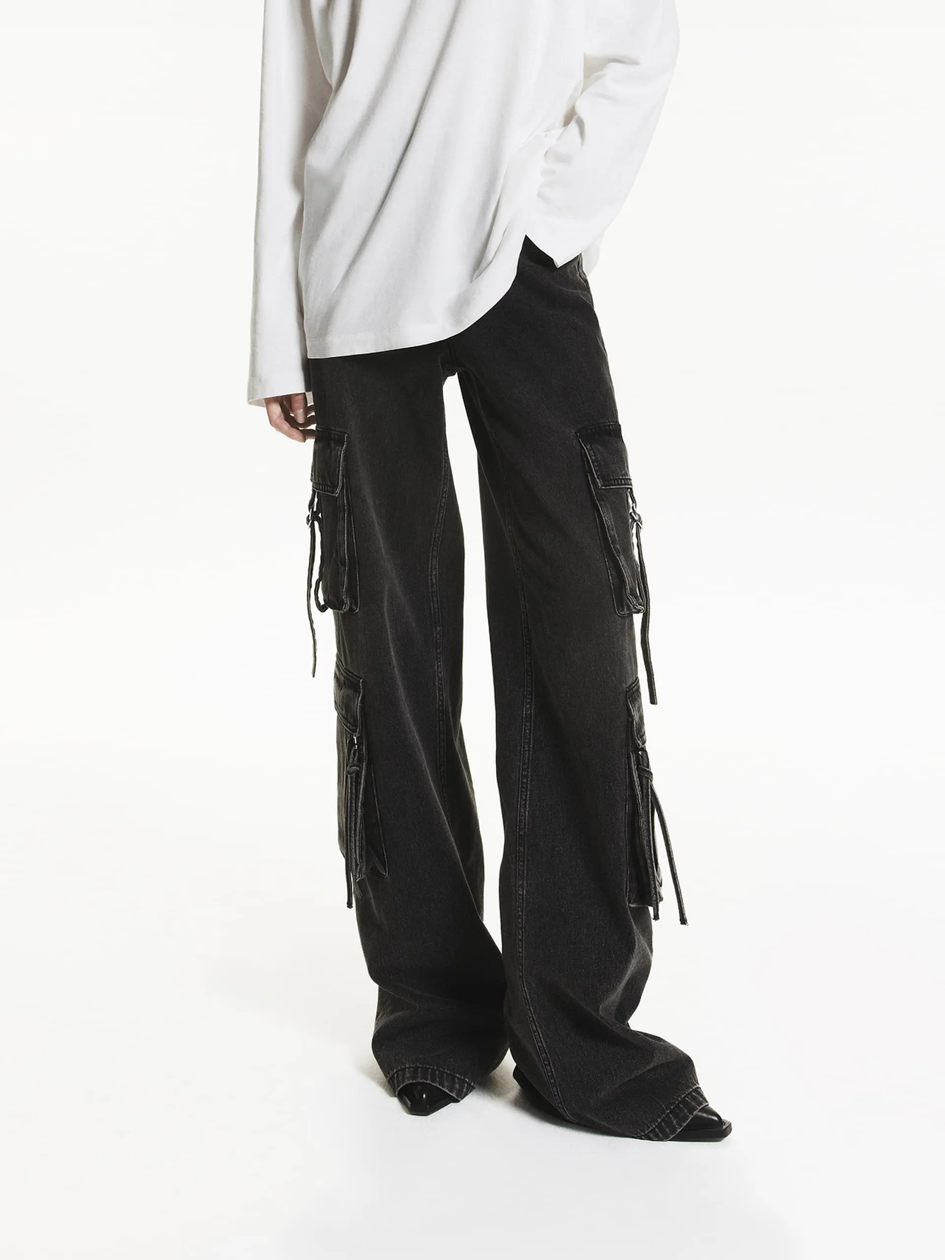 Vintage Cargo Style Jeans Chic Design Look