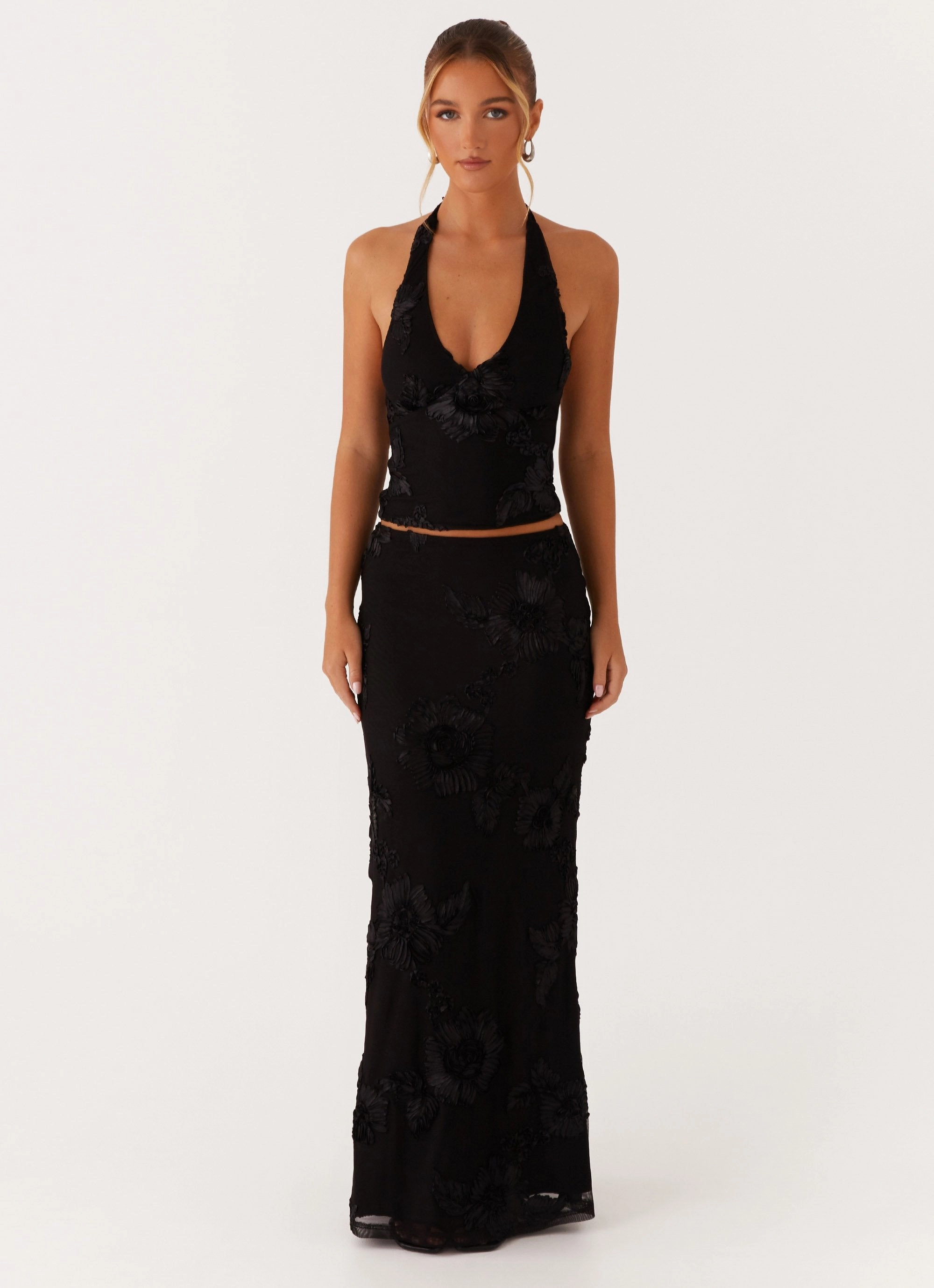 Refined Texture Radiate Maxi Skirt - Black