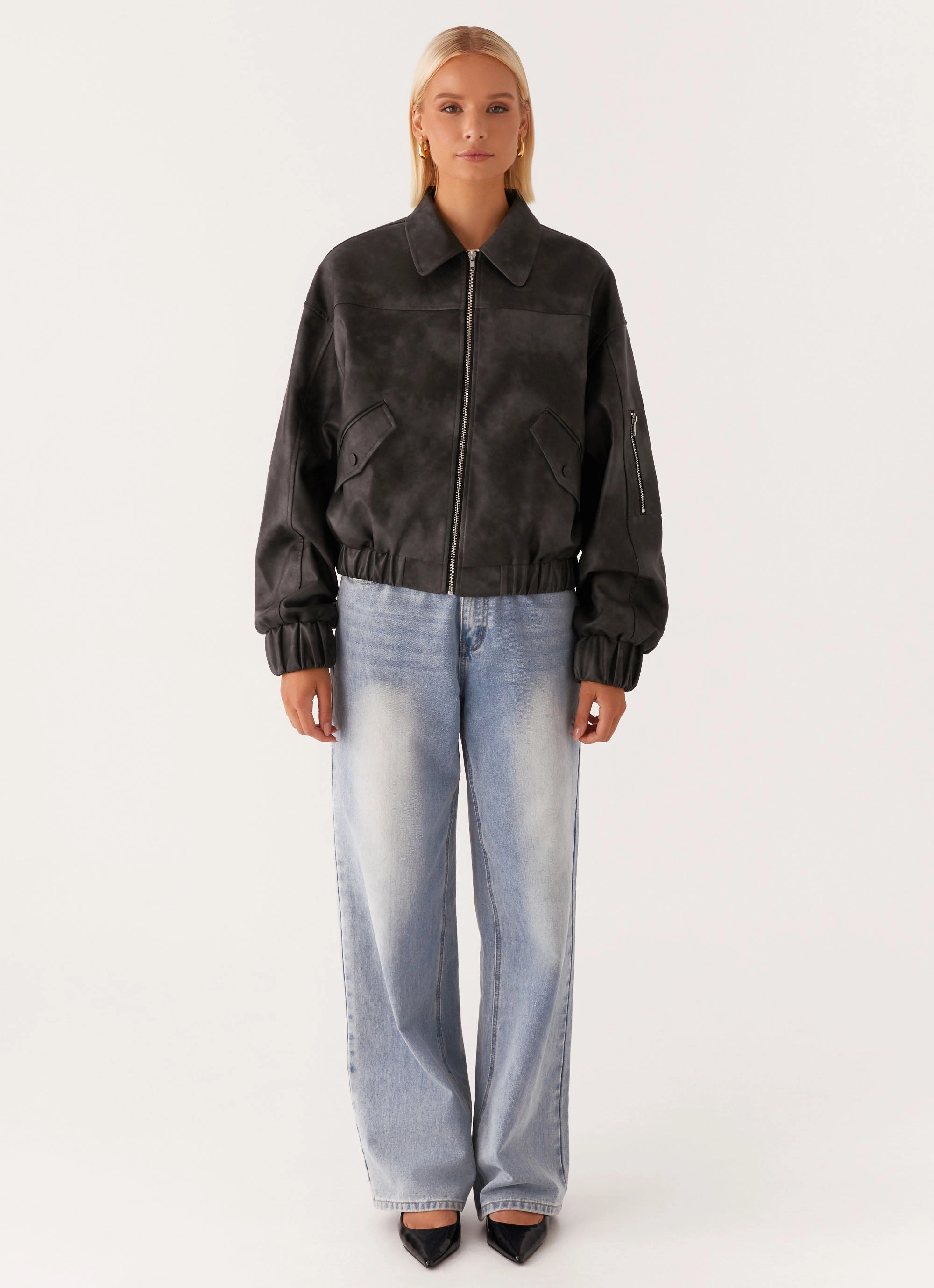 Washington Bomber Jacket - Black suitable for outdoor adventures water - resistant