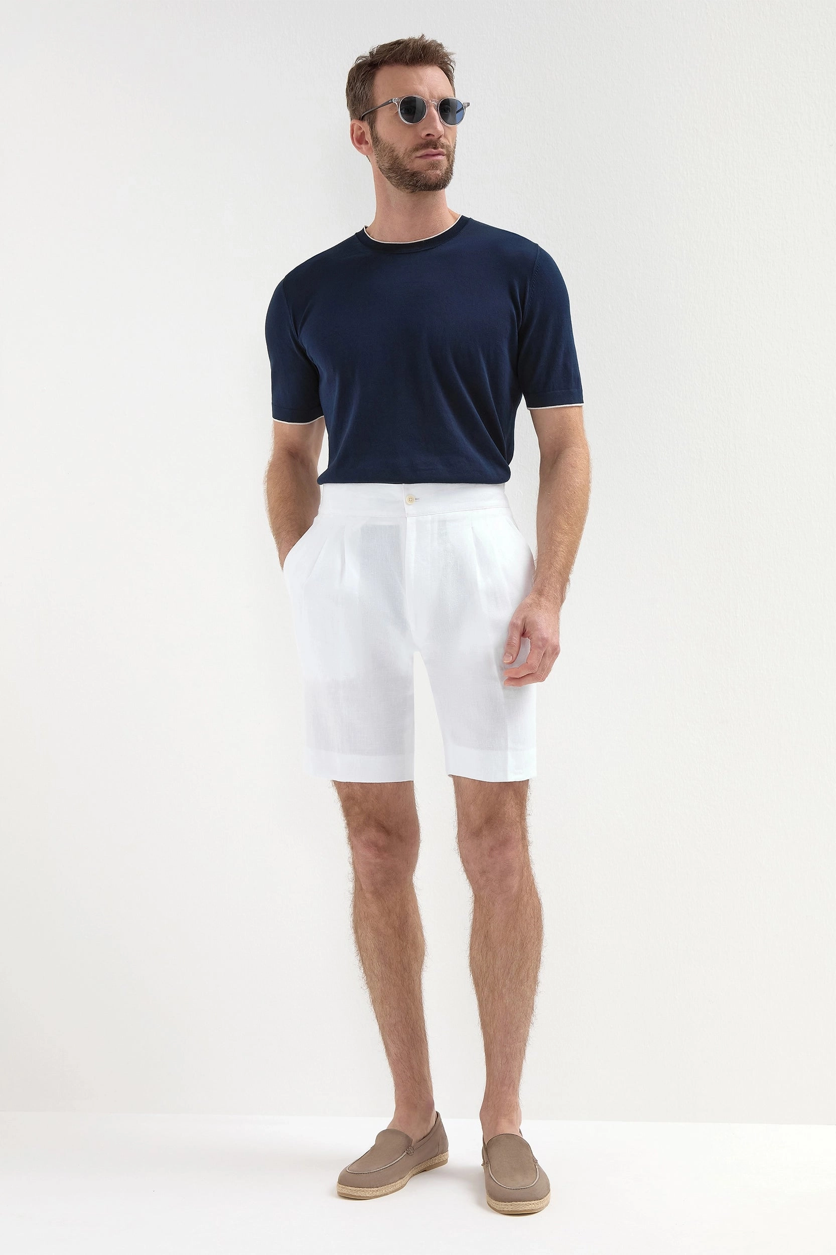 Beach Comfort White linen relaxed shorts - Made in Italy
