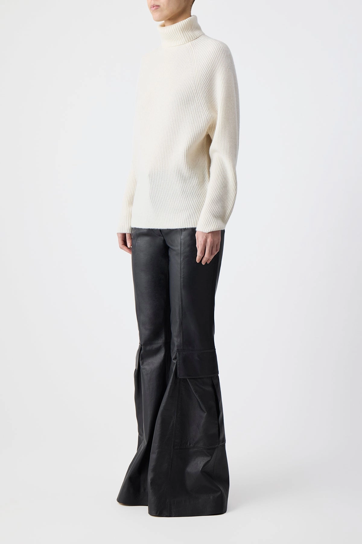 Double Layered Cuffs Wigman Knit Turtleneck Sweater in Ivory Cashmere