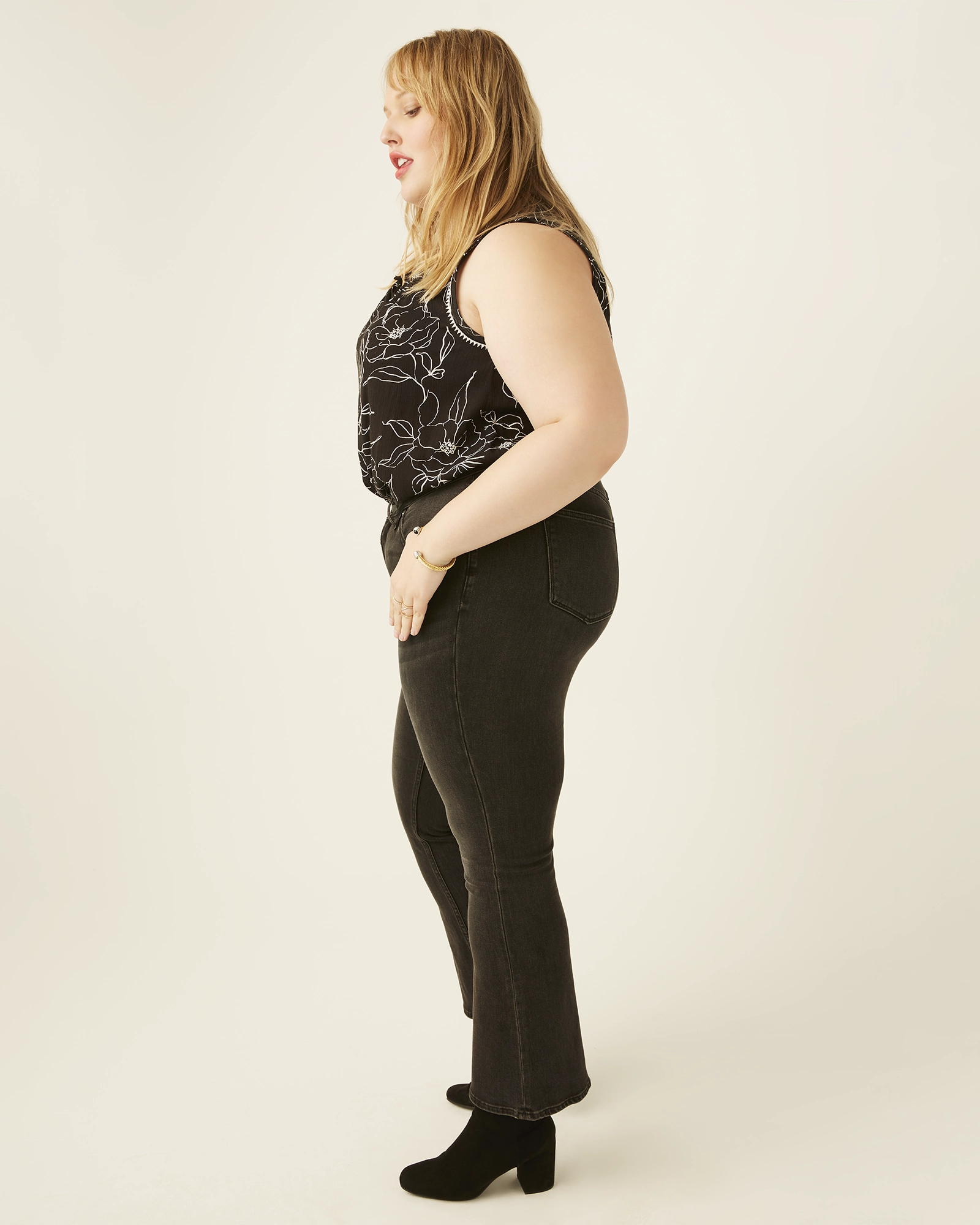 Willow Mid Rise Bootcut Jeans | Black Streetwear Fan Family Style