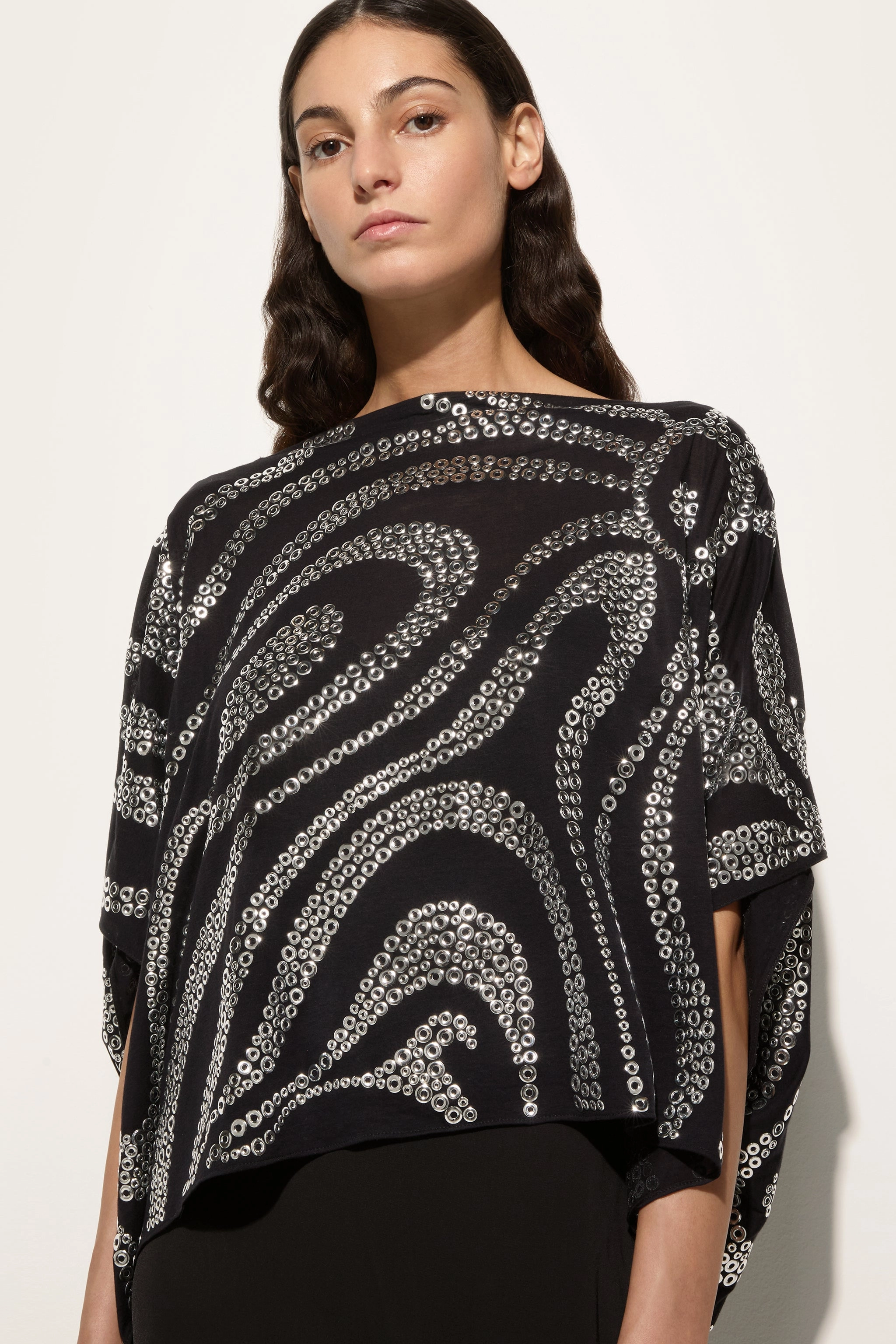 Long Dress with Marmo Studs Cape Effortless Fit Design Shape Hug